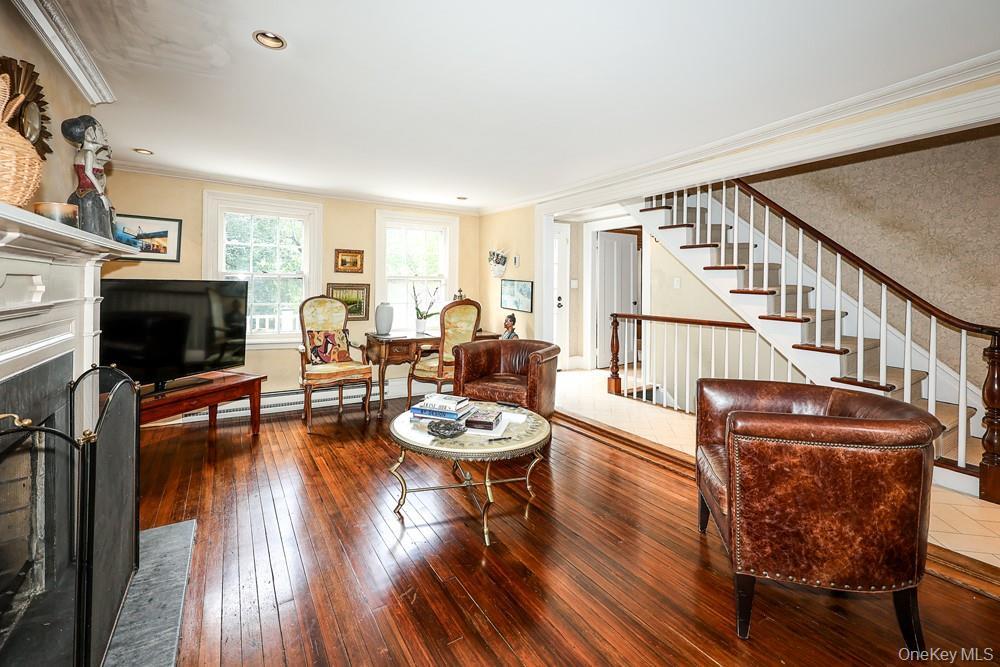 Single Family E Broadway  Nassau County, NY 11576, MLS-1056769-5