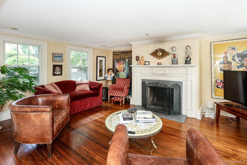 Single Family E Broadway  Nassau County, NY 11576, MLS-1056769-6