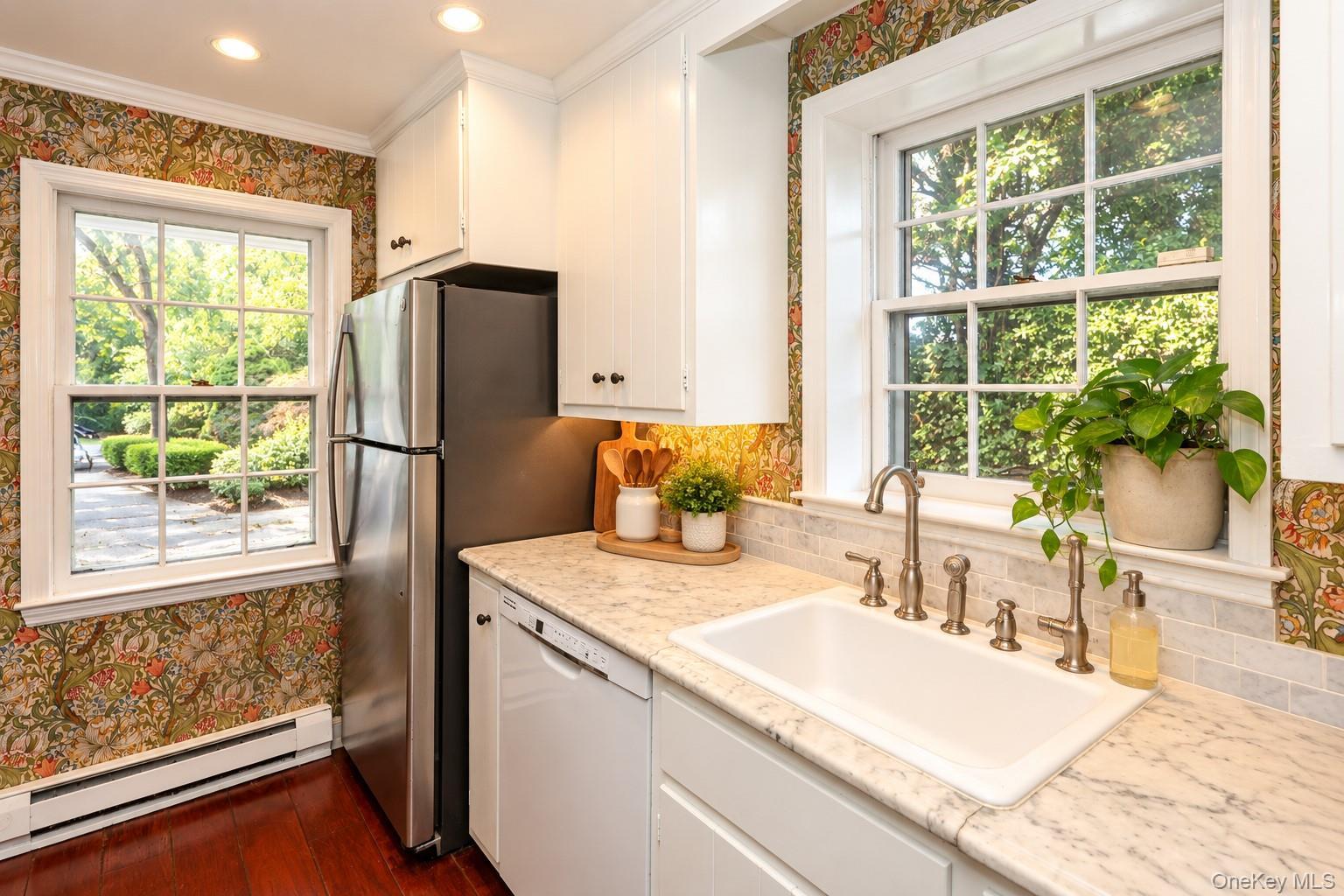Single Family E Broadway  Nassau County, NY 11576, MLS-1056769-9