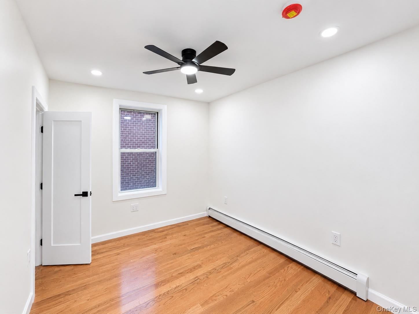 Single Family Leland Avenue Bronx, NY 10473, MLS-1056771-13