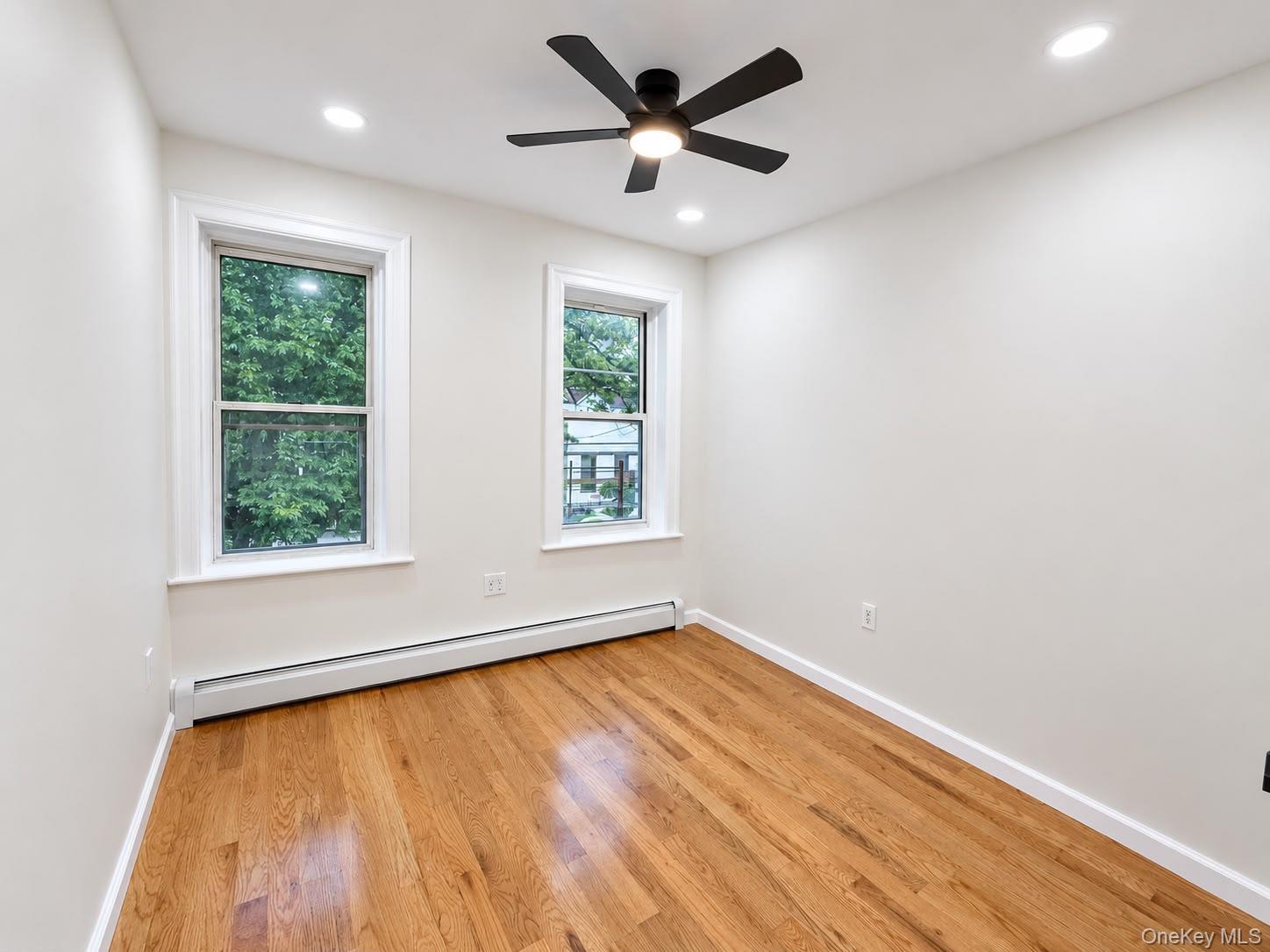 Single Family Leland Avenue Bronx, NY 10473, MLS-1056771-7
