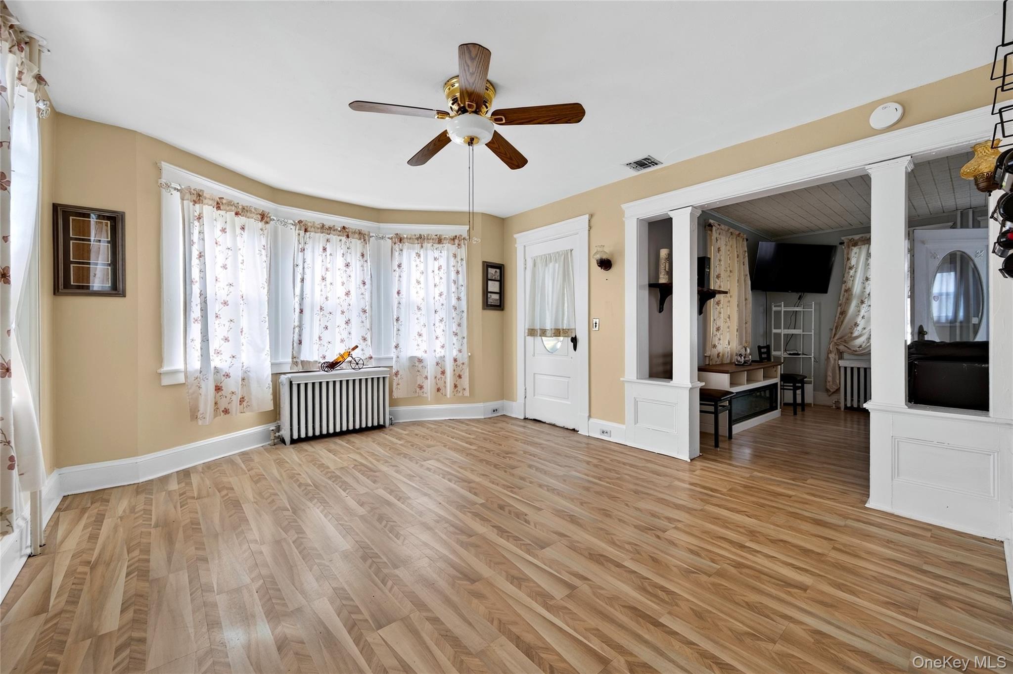 Single Family Juliet Street Suffolk County, NY 11706, MLS-1056774-10