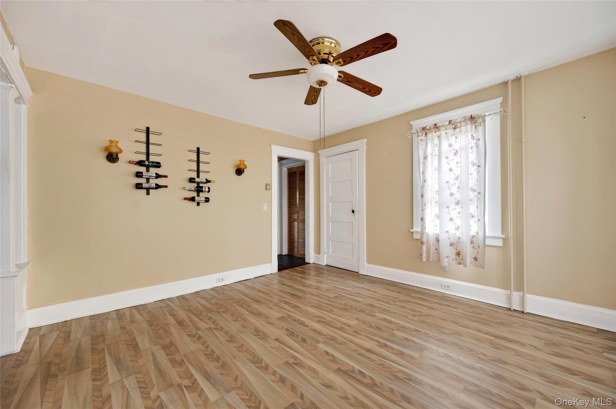 Single Family Juliet Street Suffolk County, NY 11706, MLS-1056774-12