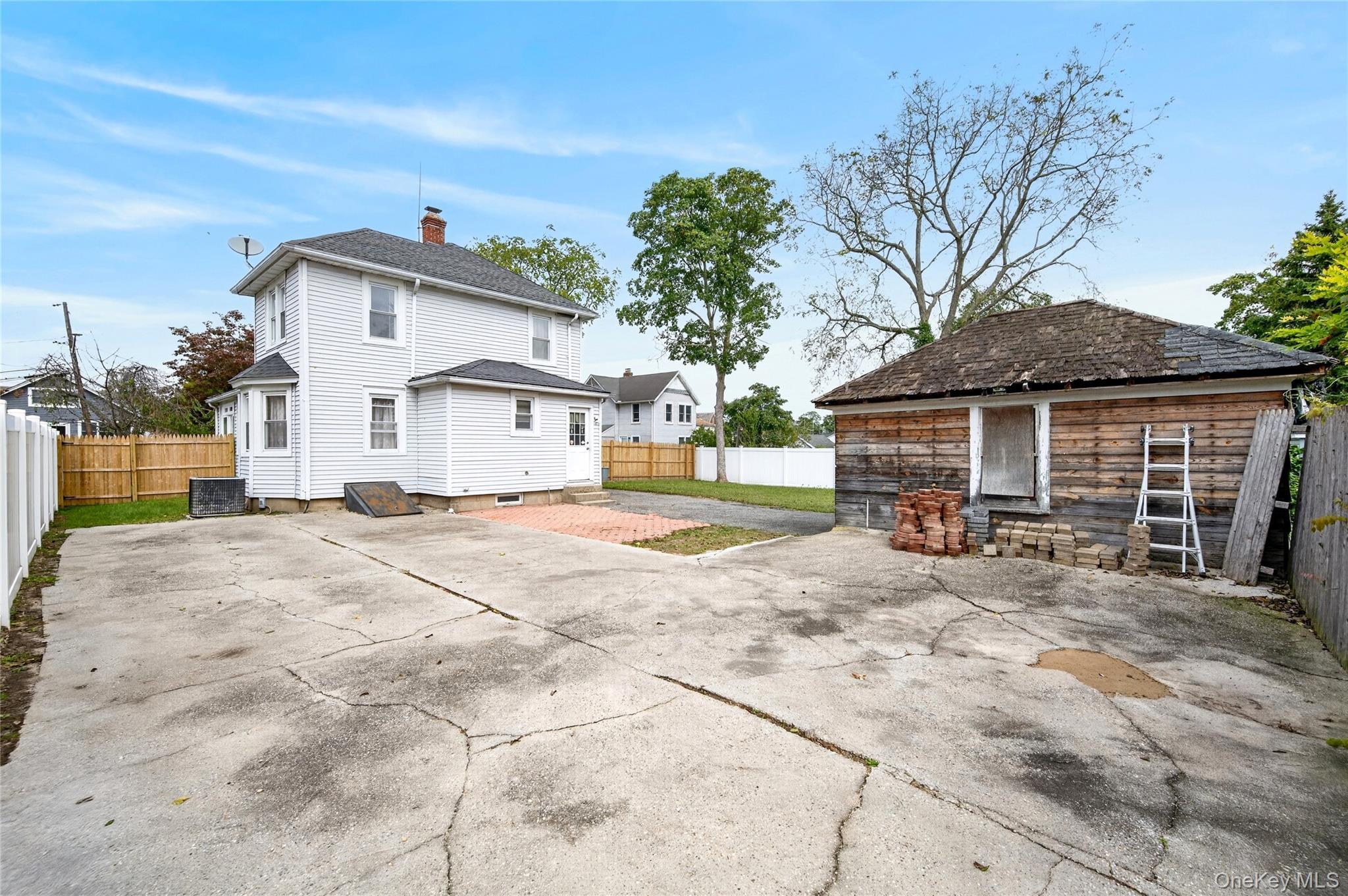 Single Family Juliet Street  Suffolk County, NY 11706, MLS-1056774-26