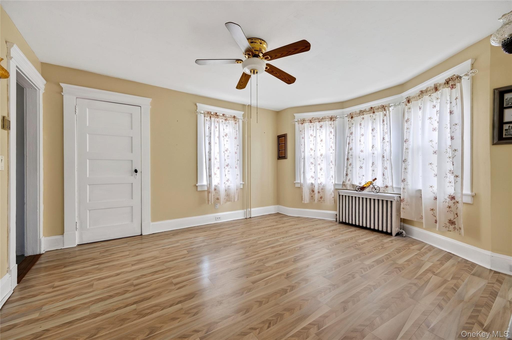 Single Family Juliet Street Suffolk County, NY 11706, MLS-1056774-8