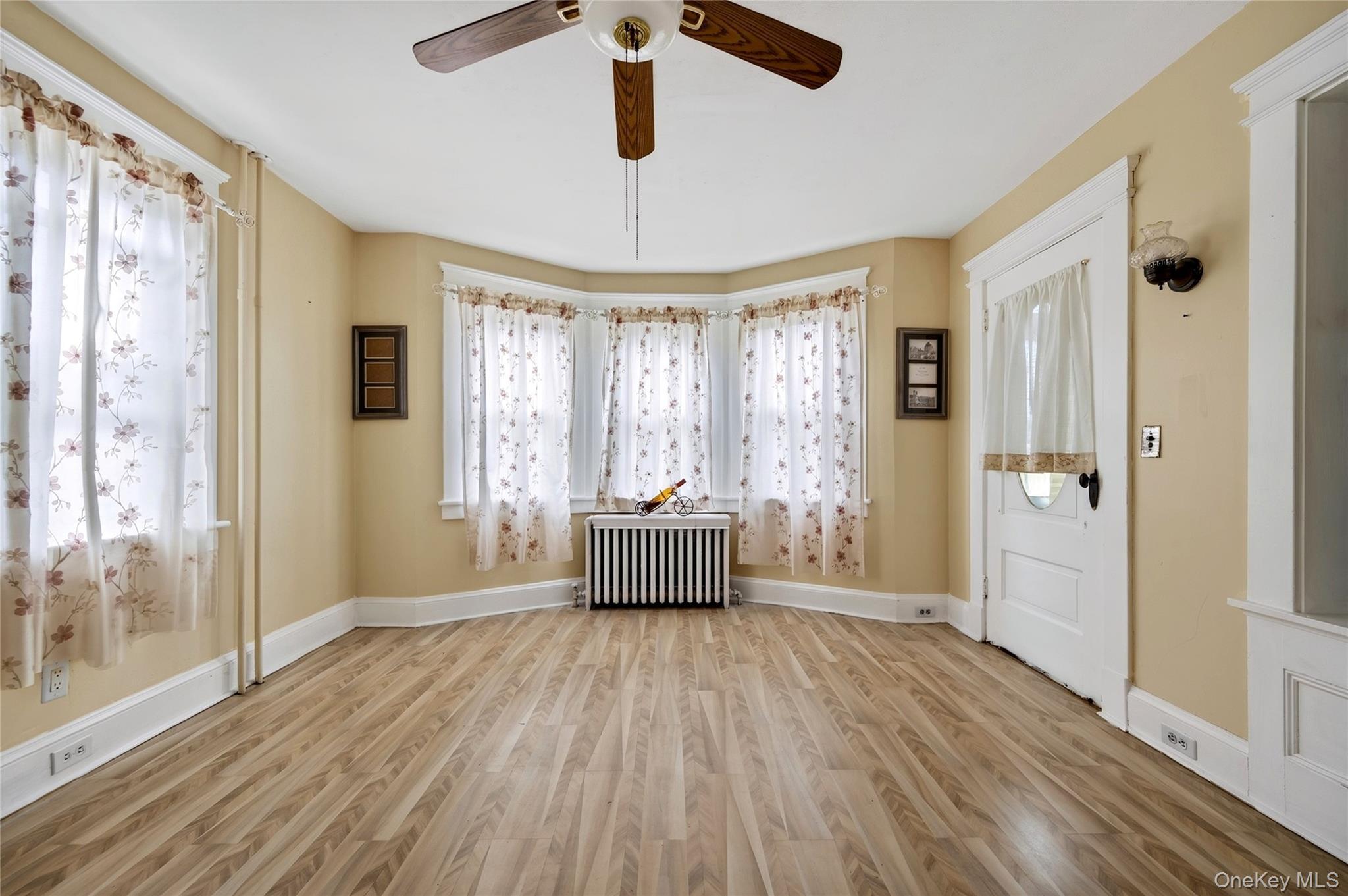 Single Family Juliet Street Suffolk County, NY 11706, MLS-1056774-9