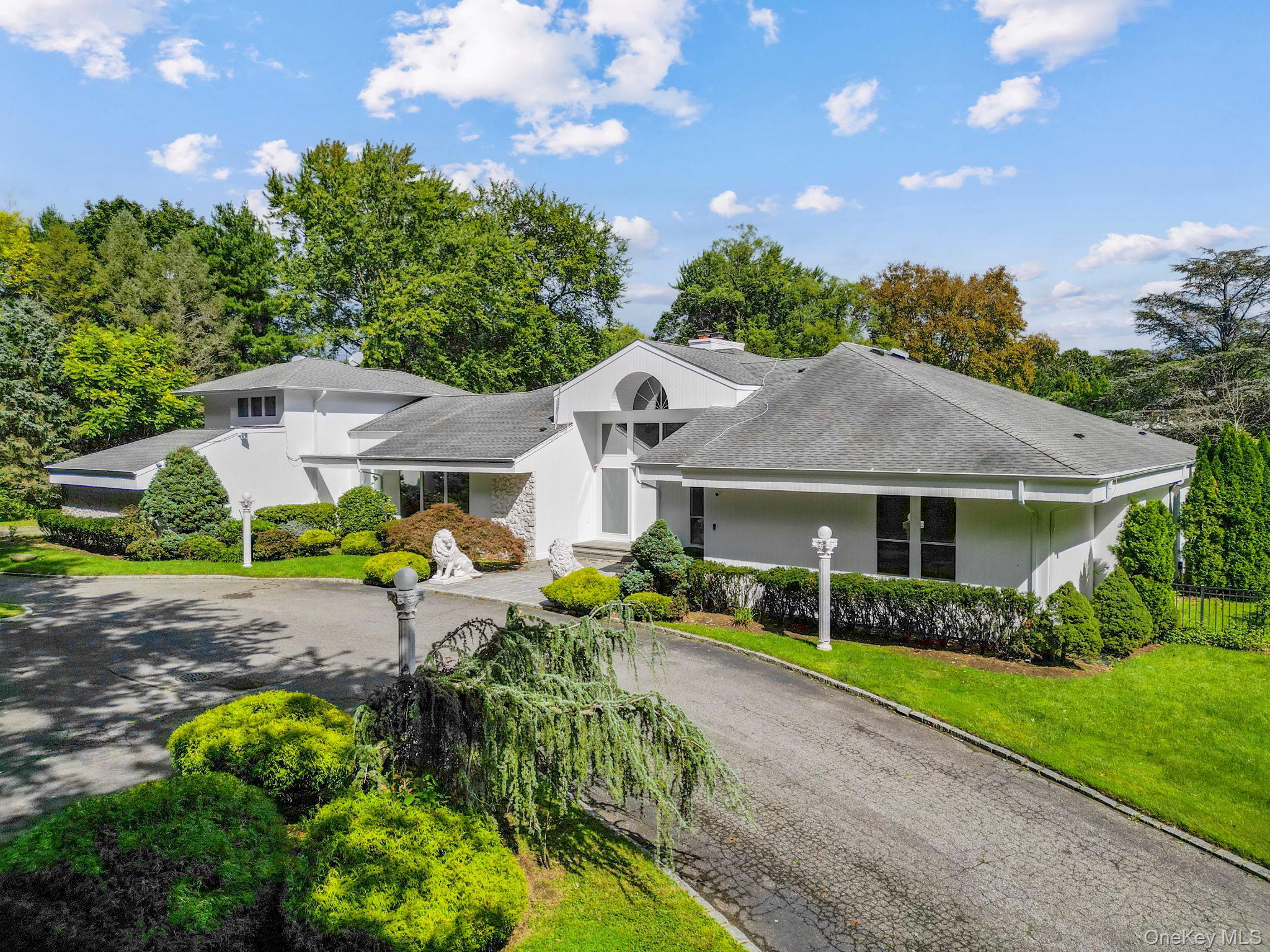 Single Family Quail Path  Nassau County, NY 11545, MLS-1056792-2