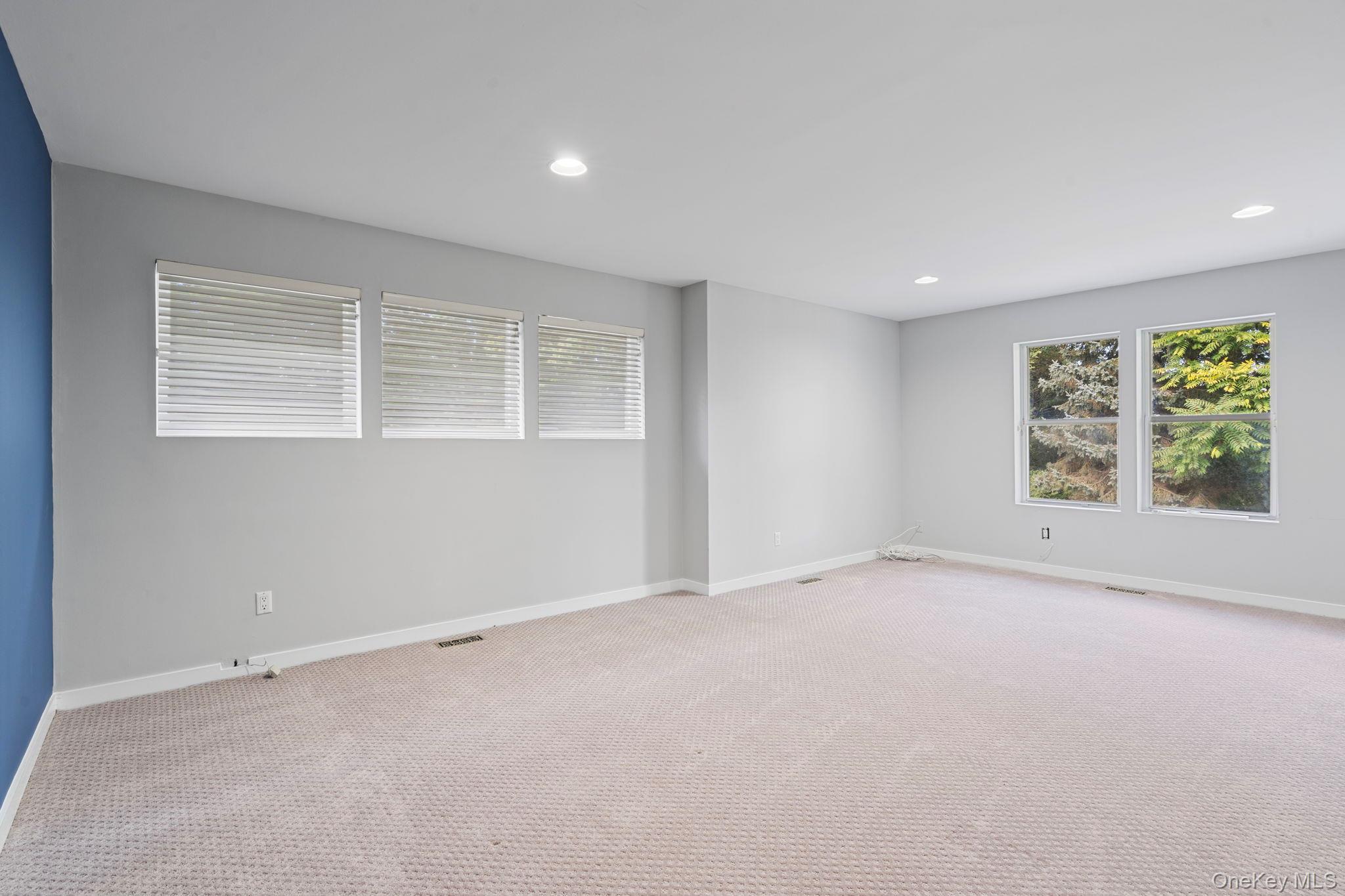 Single Family Quail Path  Nassau County, NY 11545, MLS-1056792-23