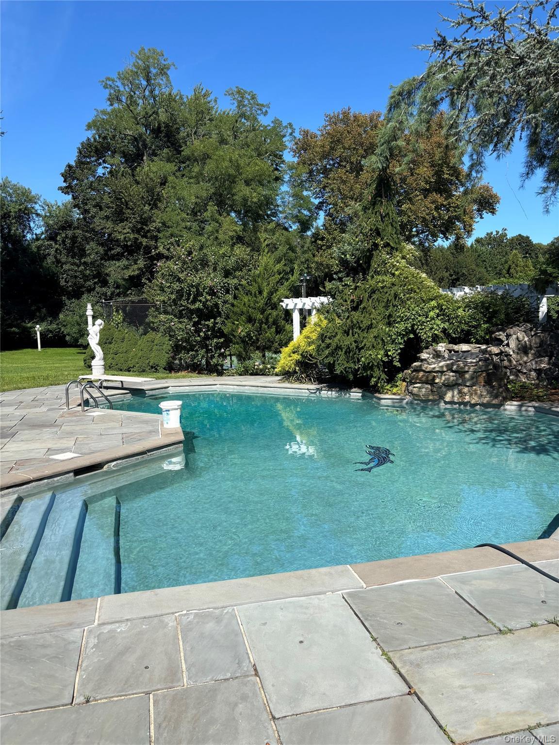 Single Family Quail Path  Nassau County, NY 11545, MLS-1056792-38
