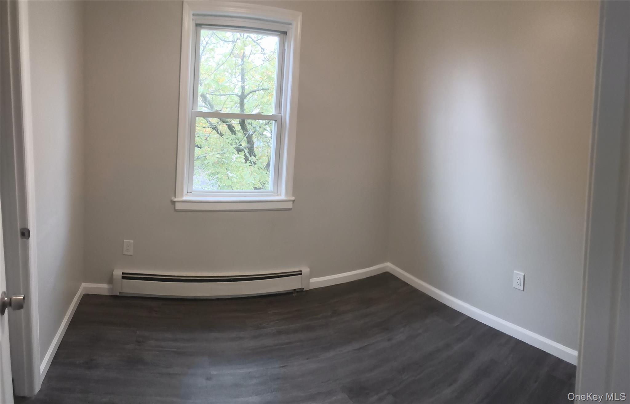 Single Family Bedell Street Queens, NY 11433, MLS-1056805-6