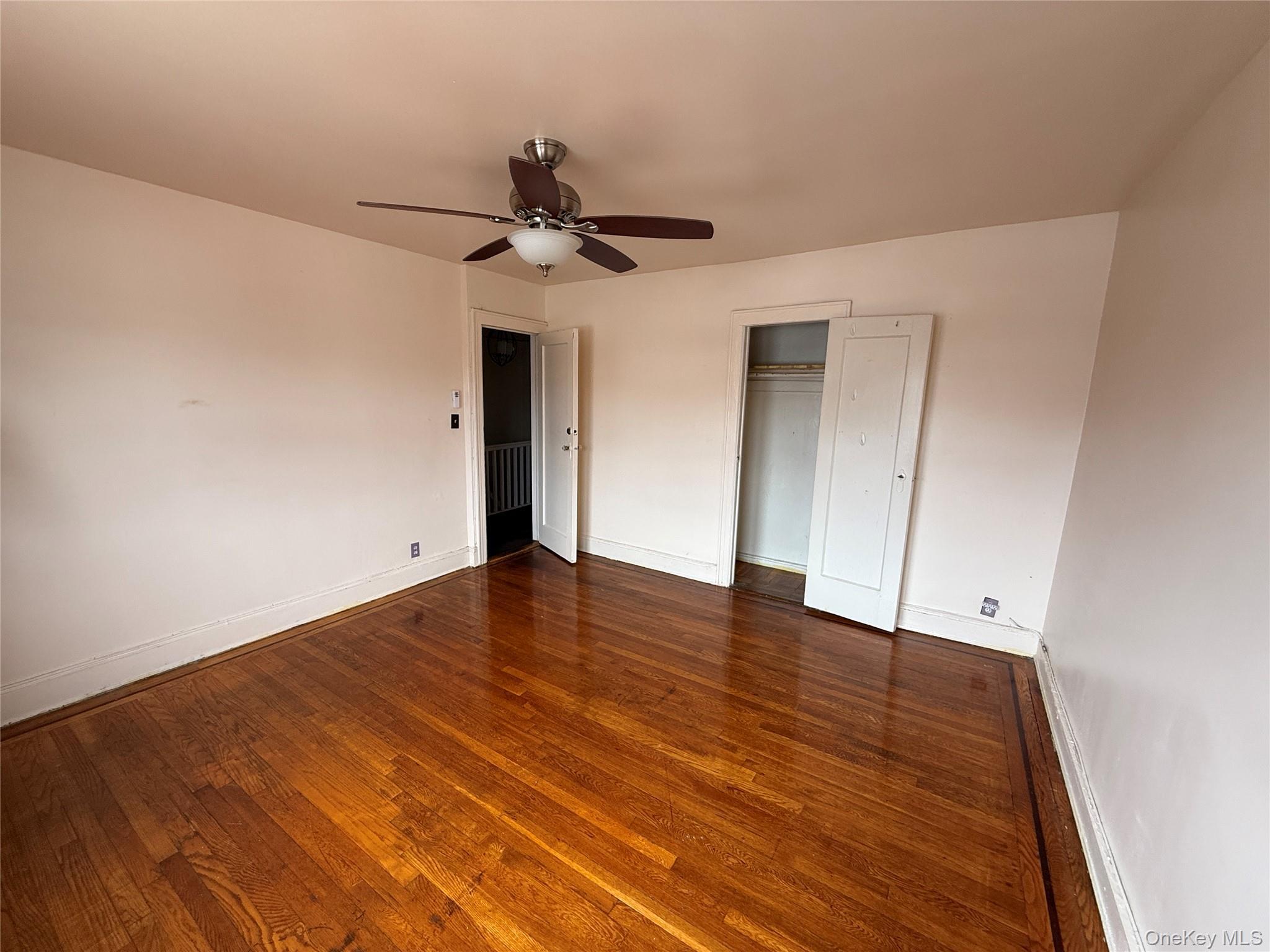 Single Family 225th Street Queens, NY 11413, MLS-1056811-8