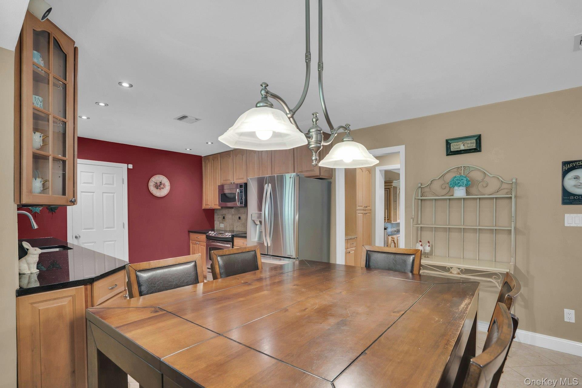 Single Family Stonehurst Lane Suffolk County, NY 11746, MLS-1056818-20