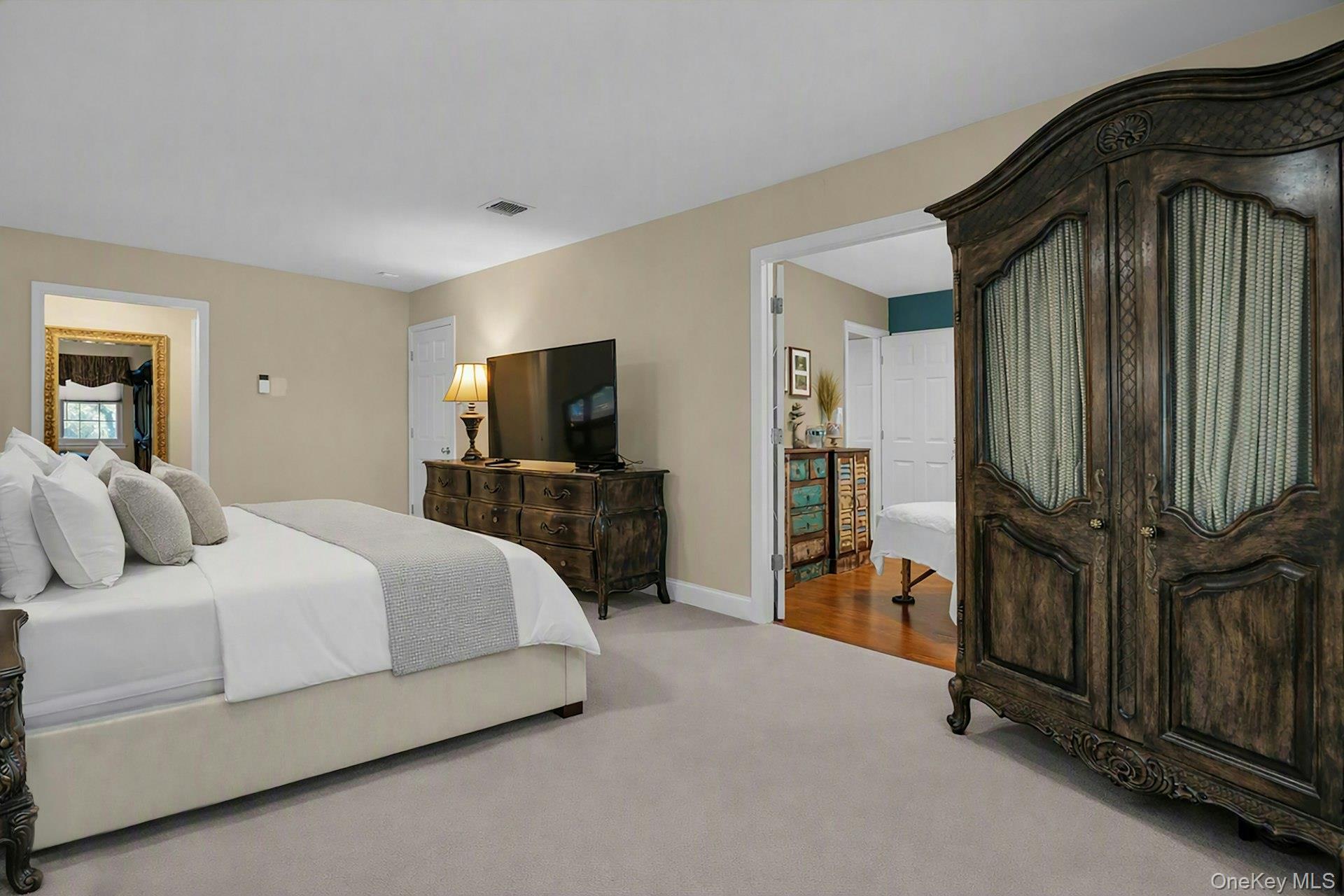 Single Family Stonehurst Lane Suffolk County, NY 11746, MLS-1056818-26