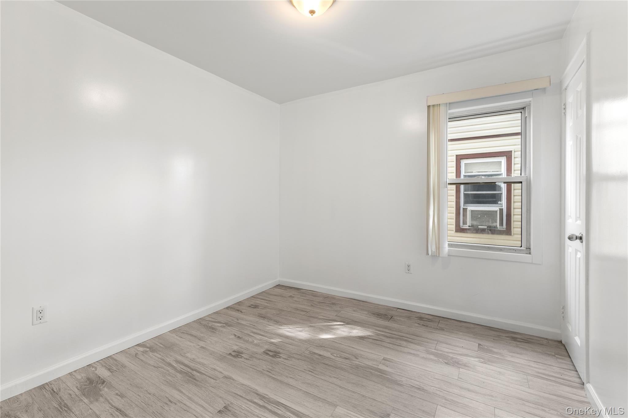 Single Family 172nd Street Queens, NY 11358, MLS-1056848-7