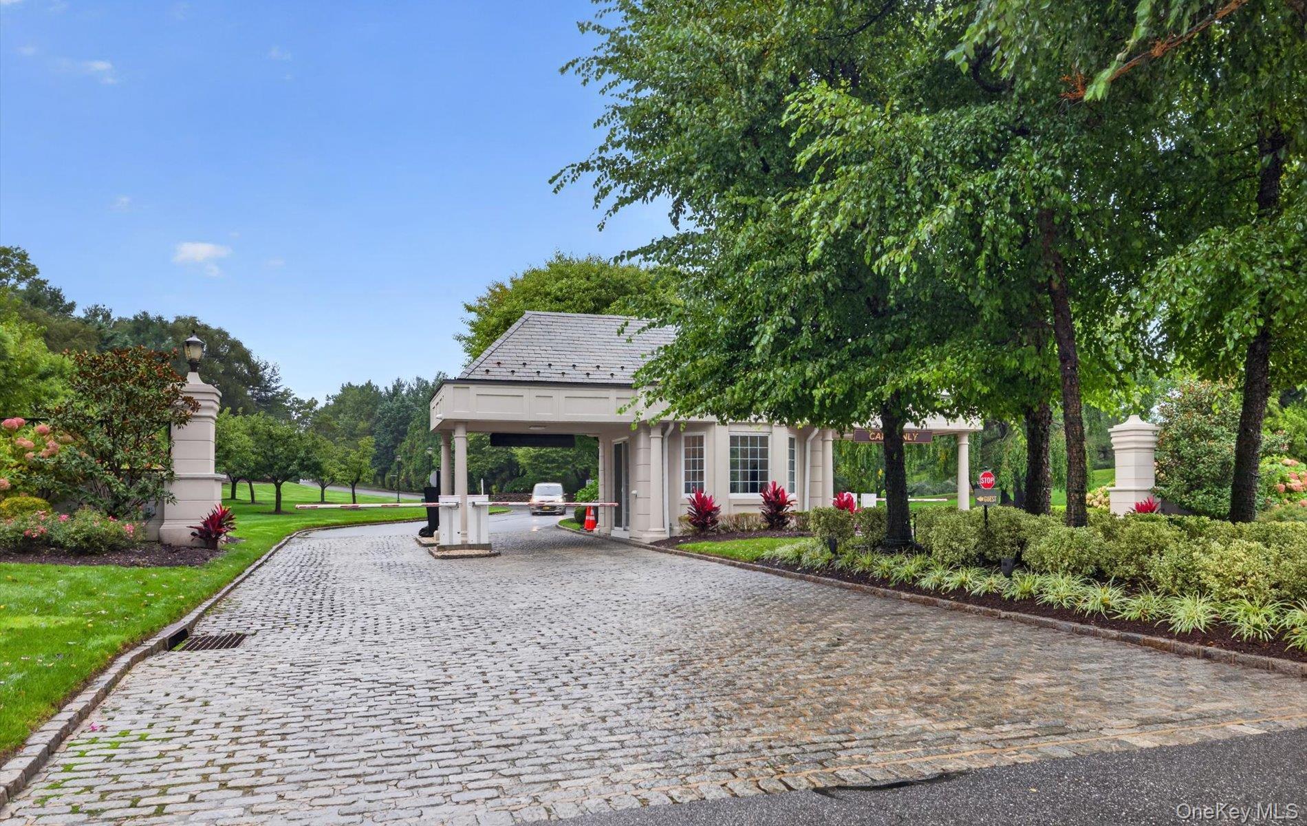 Single Family Stone Hill Drive S  Nassau County, NY 11030, MLS-1056862-35