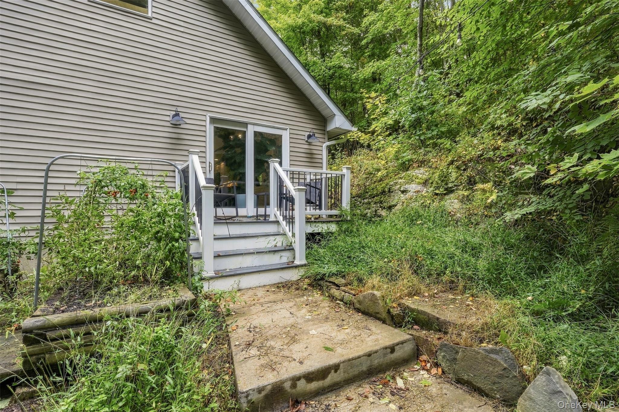 Single Family Hull Avenue Ulster County, NY 12515, MLS-1056876-27