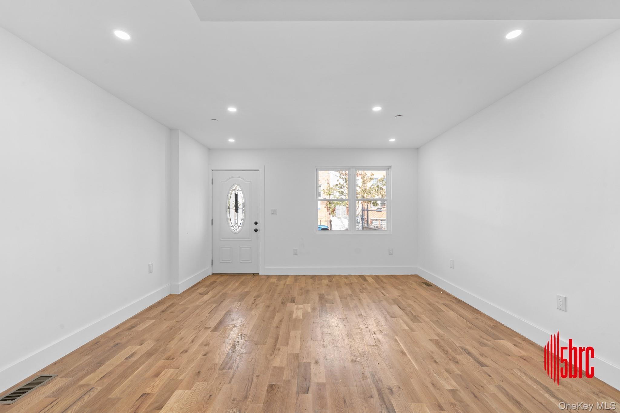 Single Family Blake Avenue Brooklyn, NY 11208, MLS-1056901-15