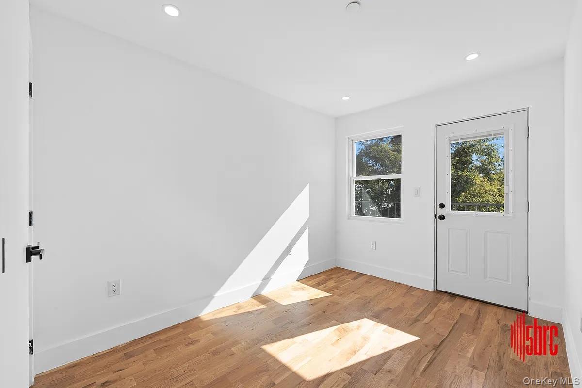 Single Family Blake Avenue Brooklyn, NY 11208, MLS-1056901-32