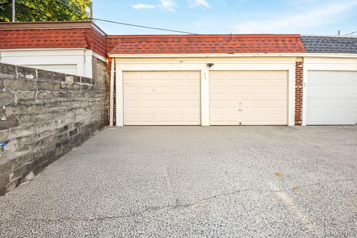 Single Family 79th Lane  Queens, NY 11385, MLS-1056933-21