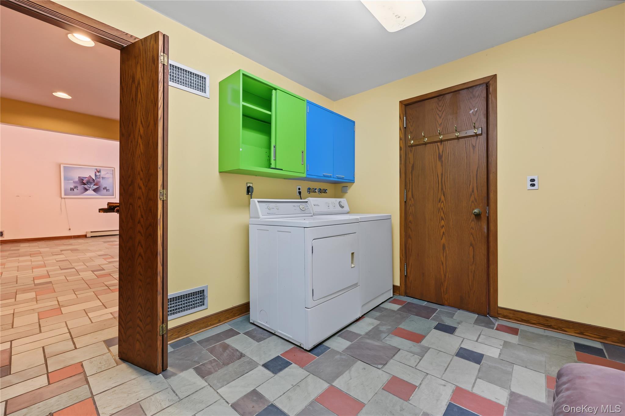 Single Family Park Lane Westchester County, NY 10604, MLS-1056949-10