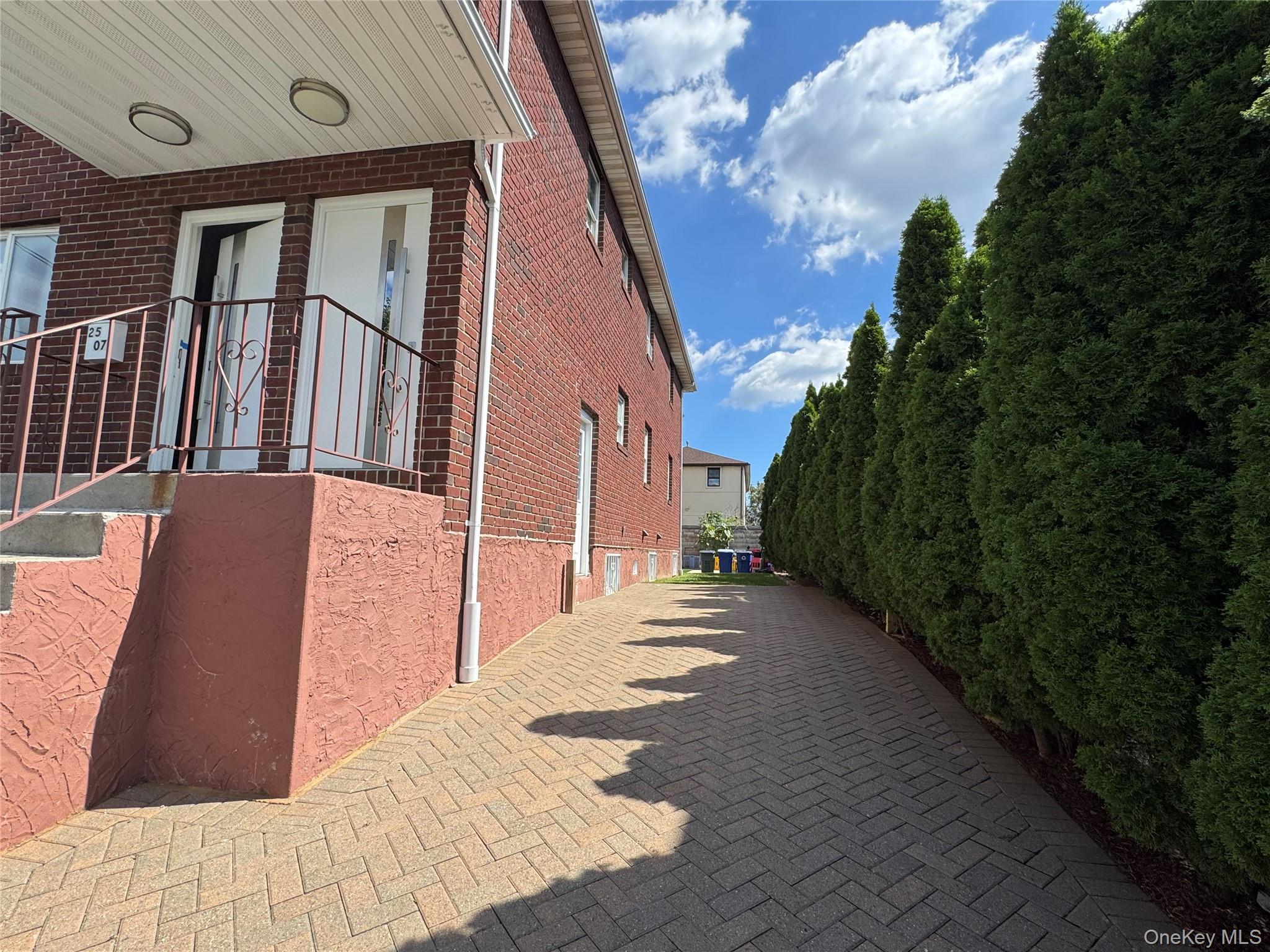 Single Family 95th Street  Queens, NY 11369, MLS-1056957-3