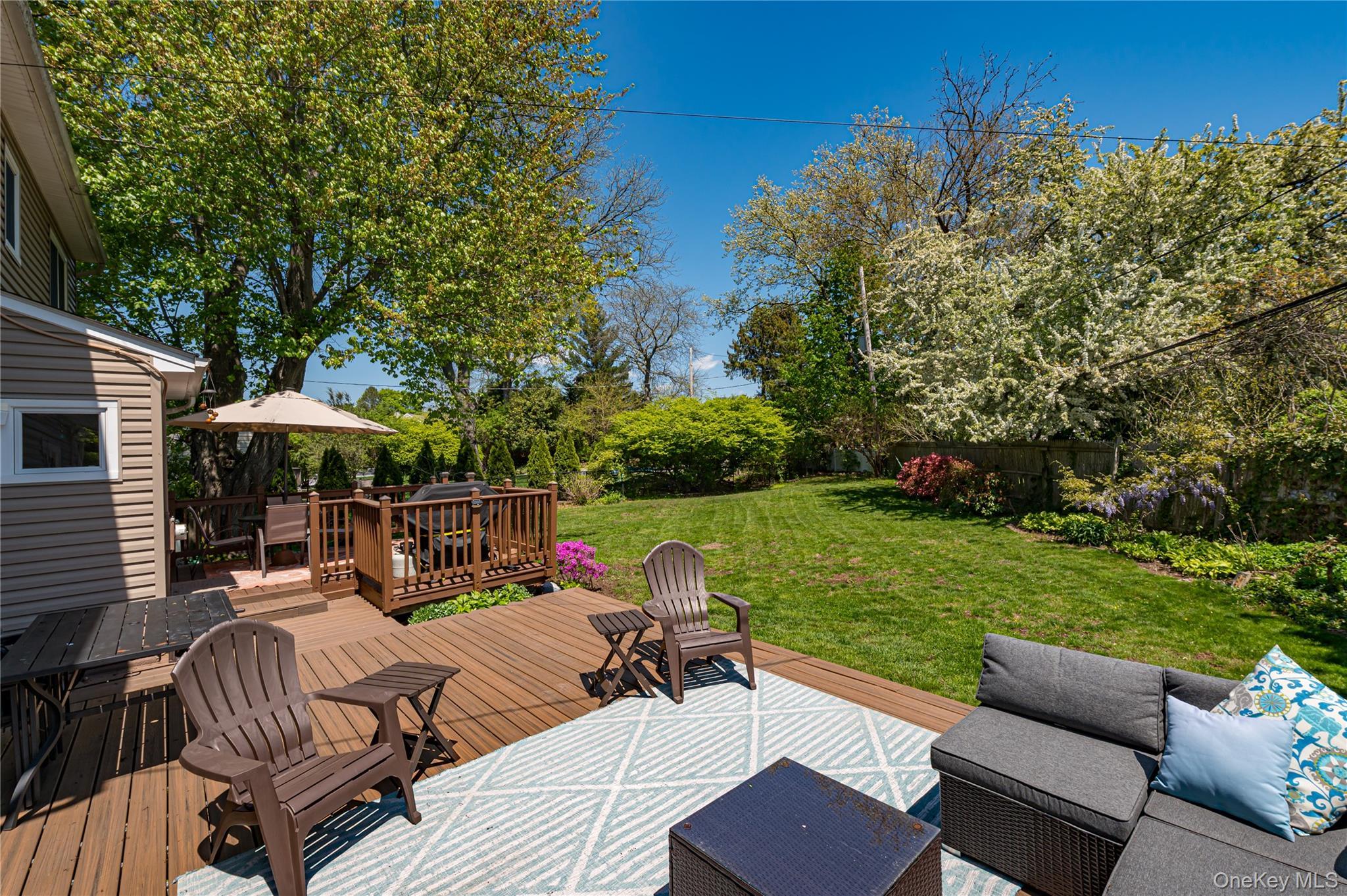 Single Family Evon Drive Sw Nassau County, NY 11791, MLS-1056960-21