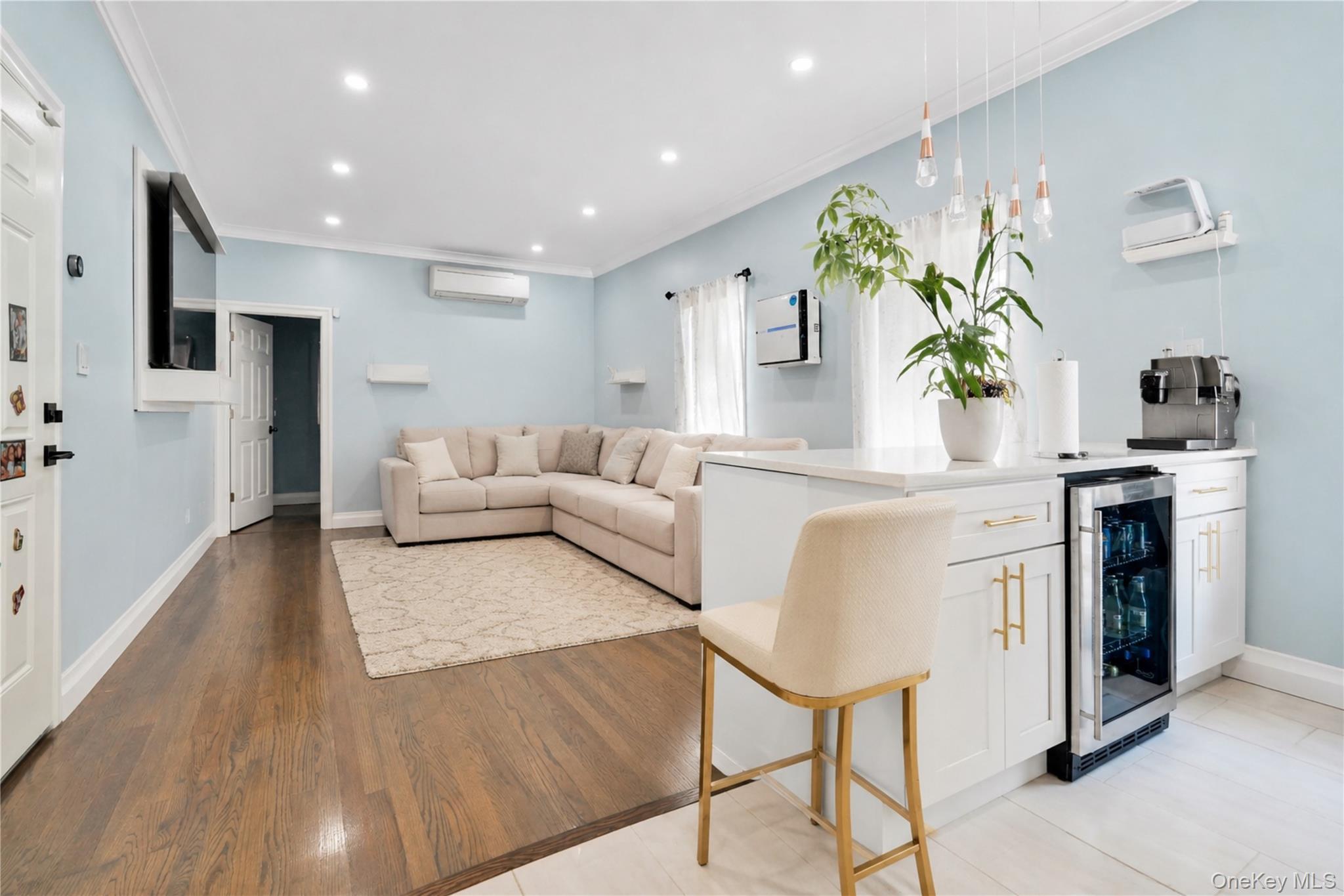 Single Family 107th Street Queens, NY 11416, MLS-1056985-11