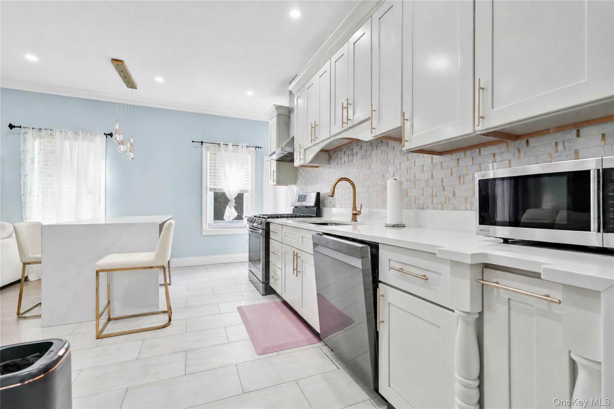 Single Family 107th Street Queens, NY 11416, MLS-1056985-14