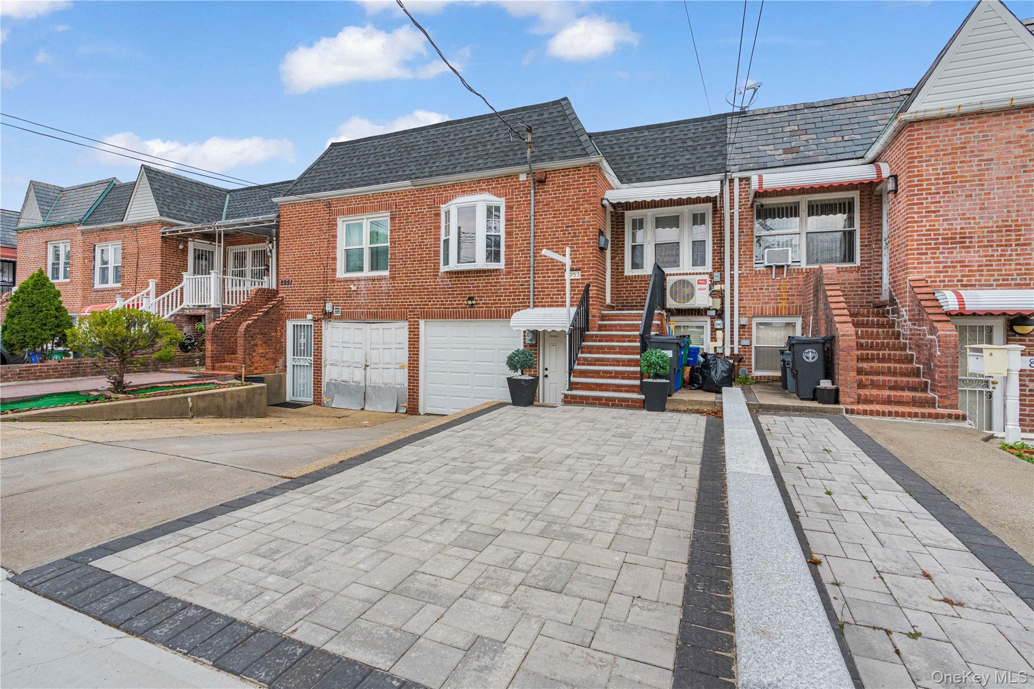 Single Family Vanderveer Street  Queens, NY 11427, MLS-1057015-2