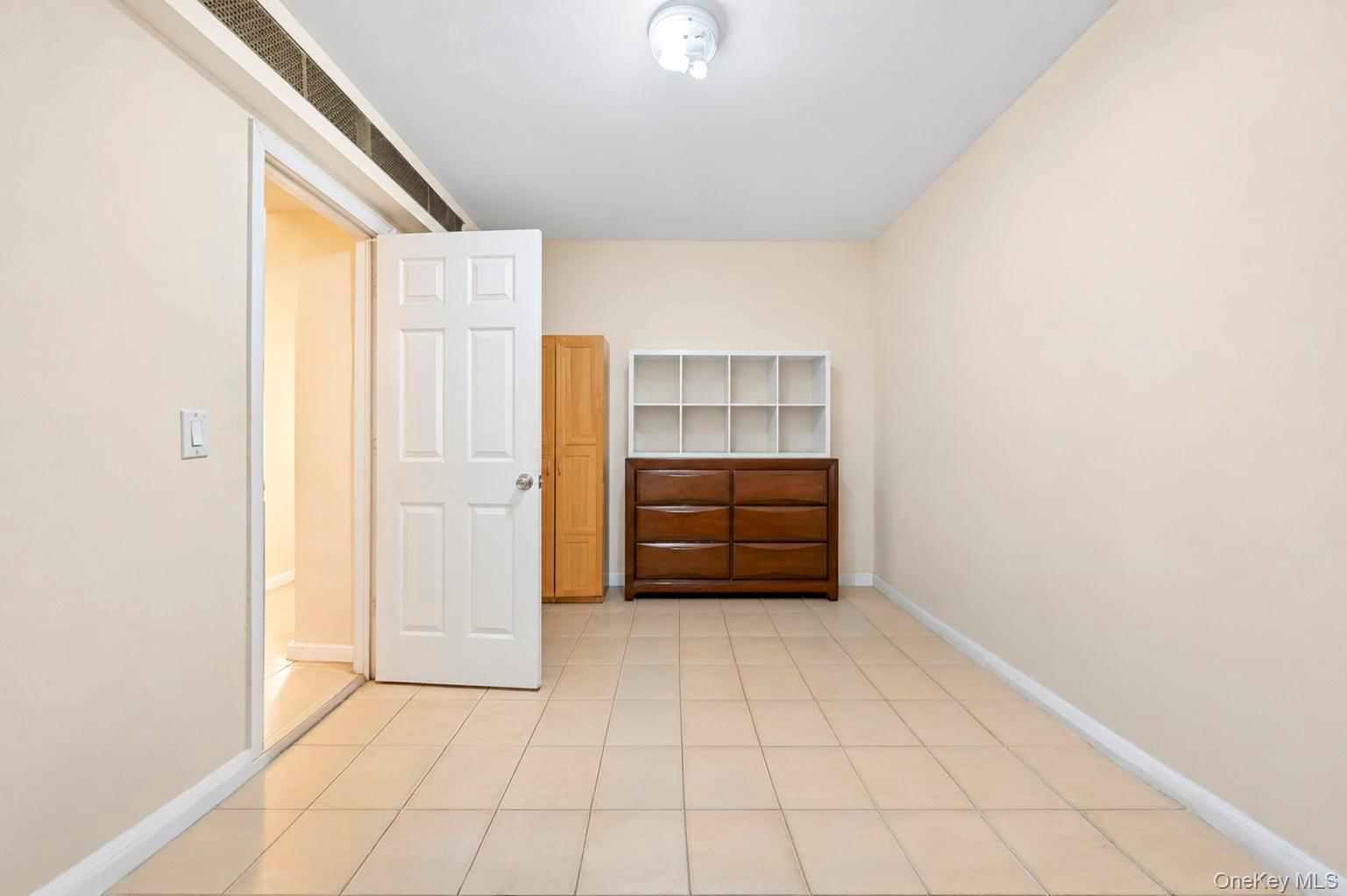 Single Family 85th Street  Queens, NY 11370, MLS-1057018-24