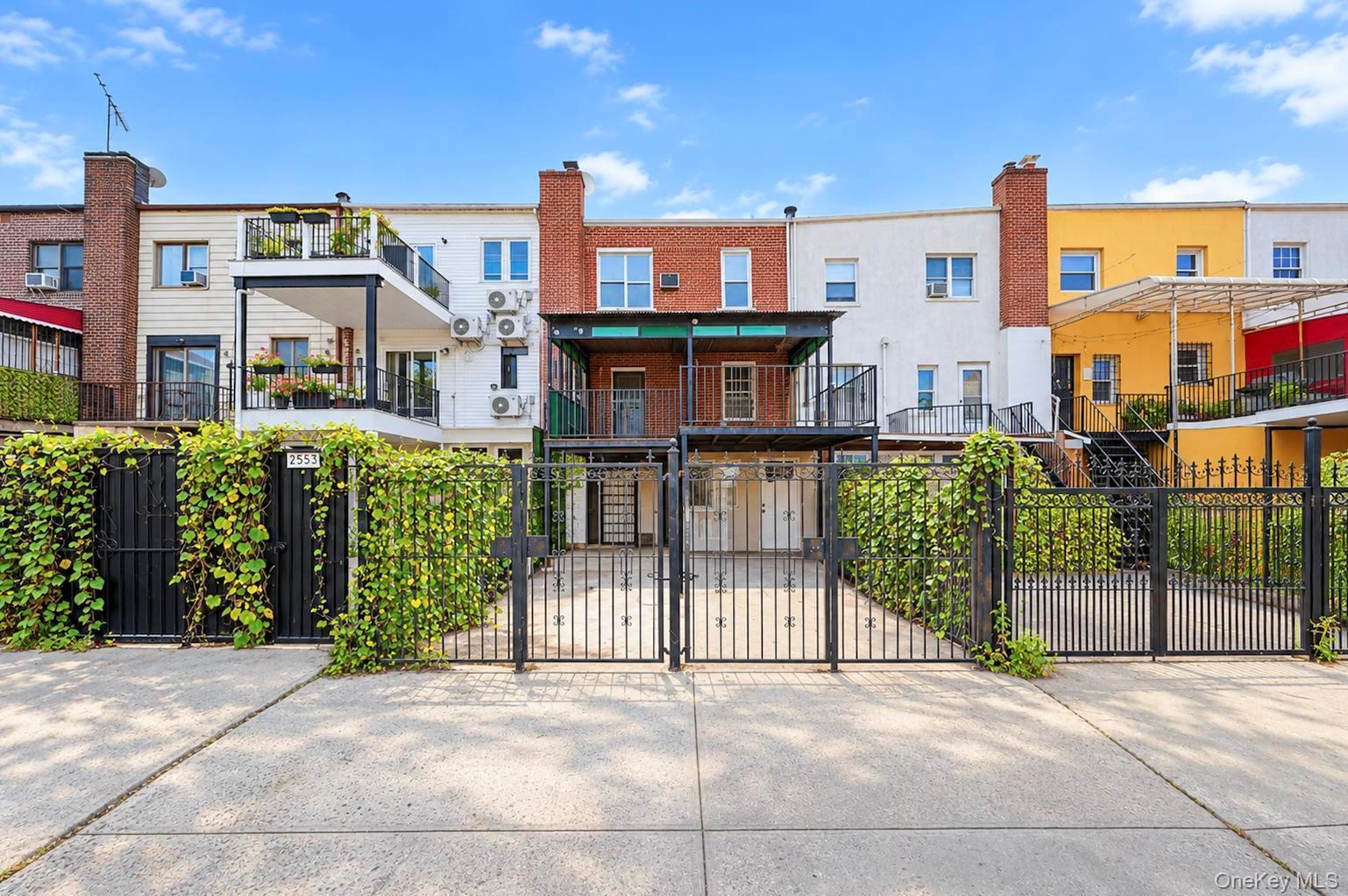 Single Family 85th Street  Queens, NY 11370, MLS-1057018-29