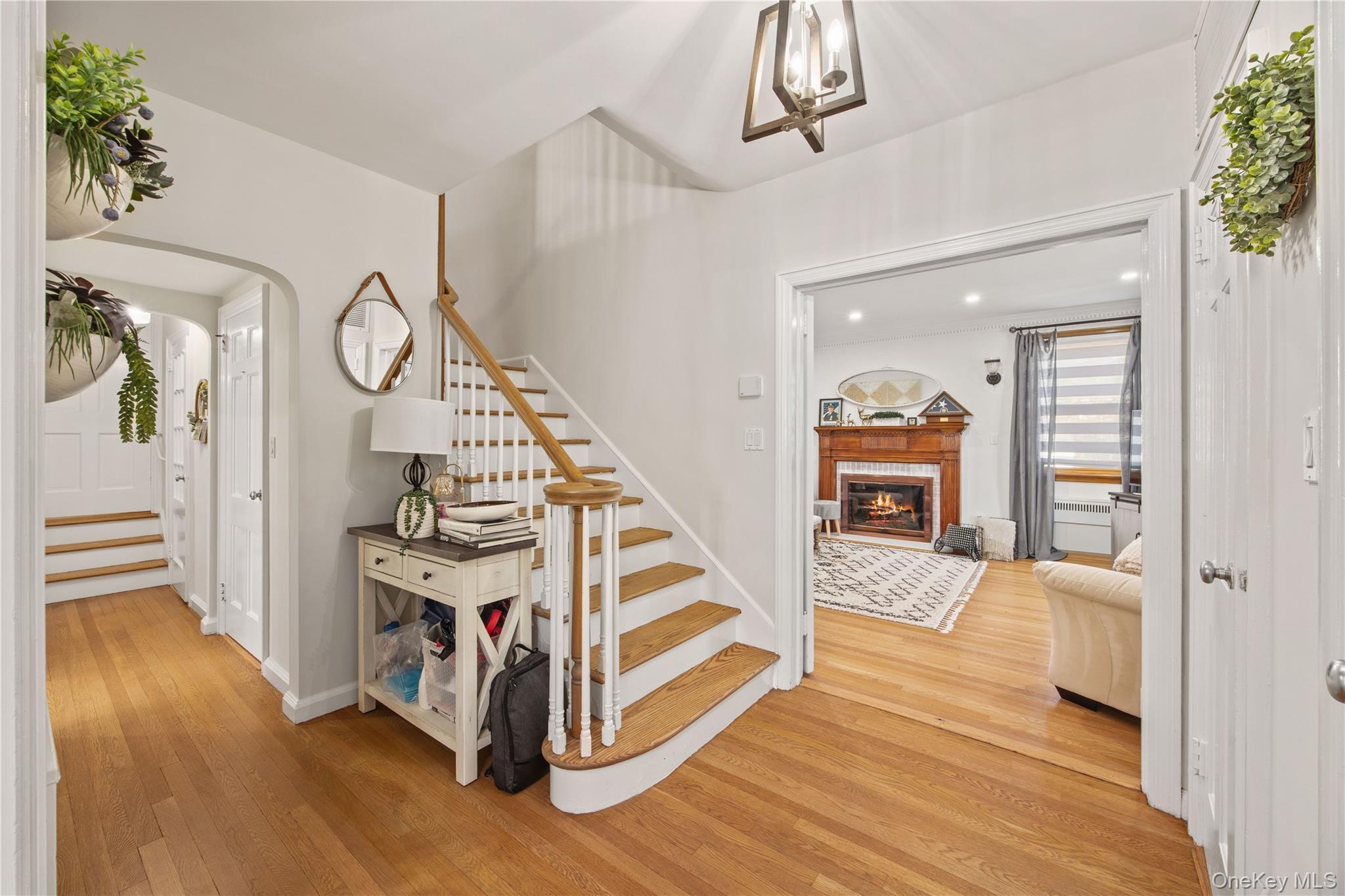 Single Family Van Hoesen Avenue Bronx, NY 10461, MLS-1057036-3
