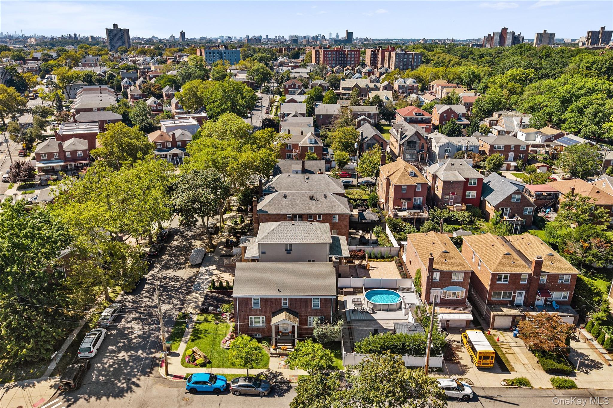 Single Family Van Hoesen Avenue Bronx, NY 10461, MLS-1057036-39