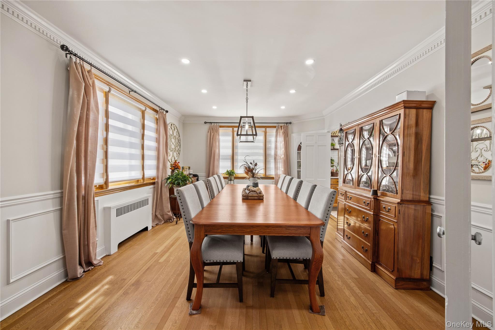 Single Family Van Hoesen Avenue Bronx, NY 10461, MLS-1057036-6