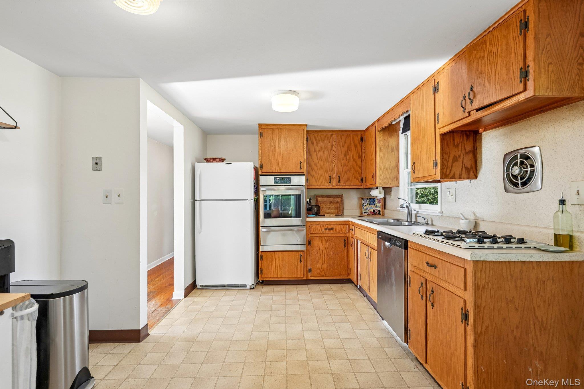 Single Family Birchwood Drive  Orange County, NY 12553, MLS-1057043-14