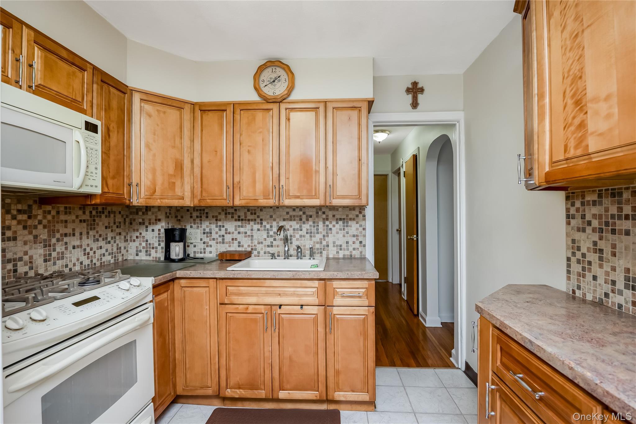 Single Family 58th Road Queens, NY 11379, MLS-1057048-11