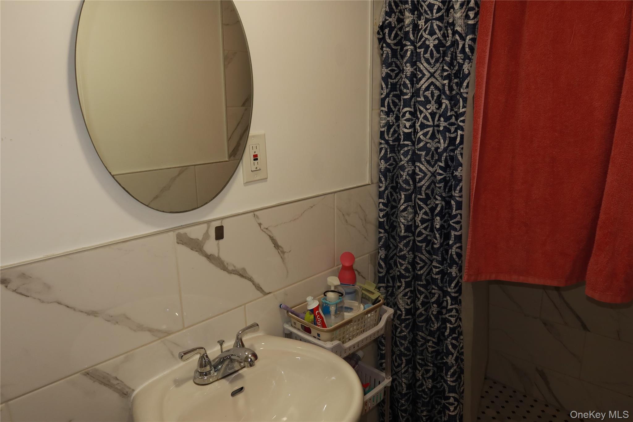Single Family Lincoln Avenue Brooklyn, NY 11208, MLS-1057056-13