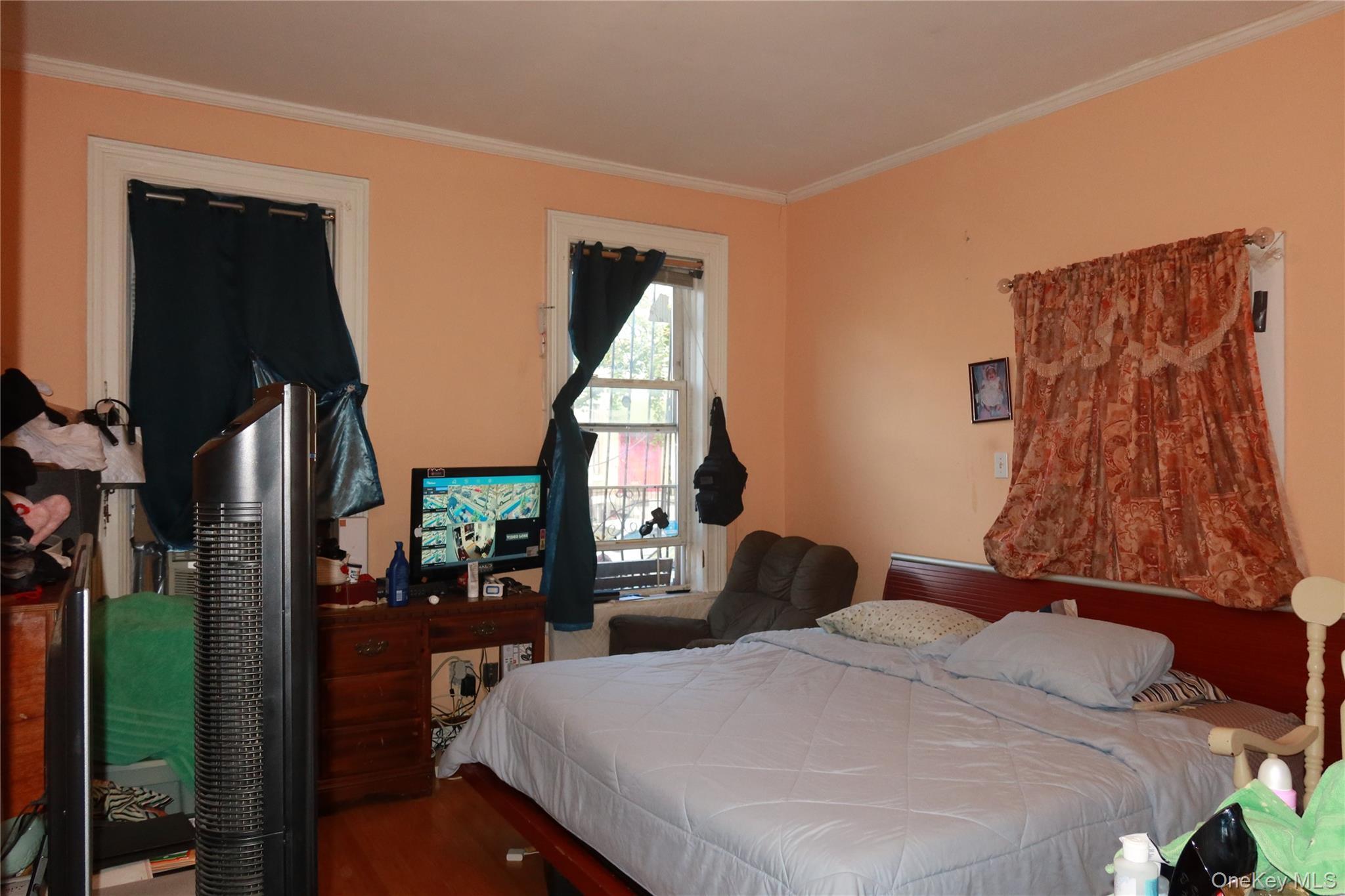 Single Family Lincoln Avenue Brooklyn, NY 11208, MLS-1057056-6