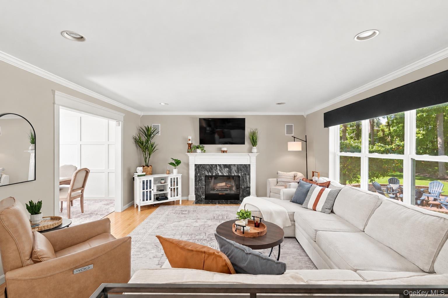 Single Family Aspatuck Court Suffolk County, NY 11725, MLS-1057059-7