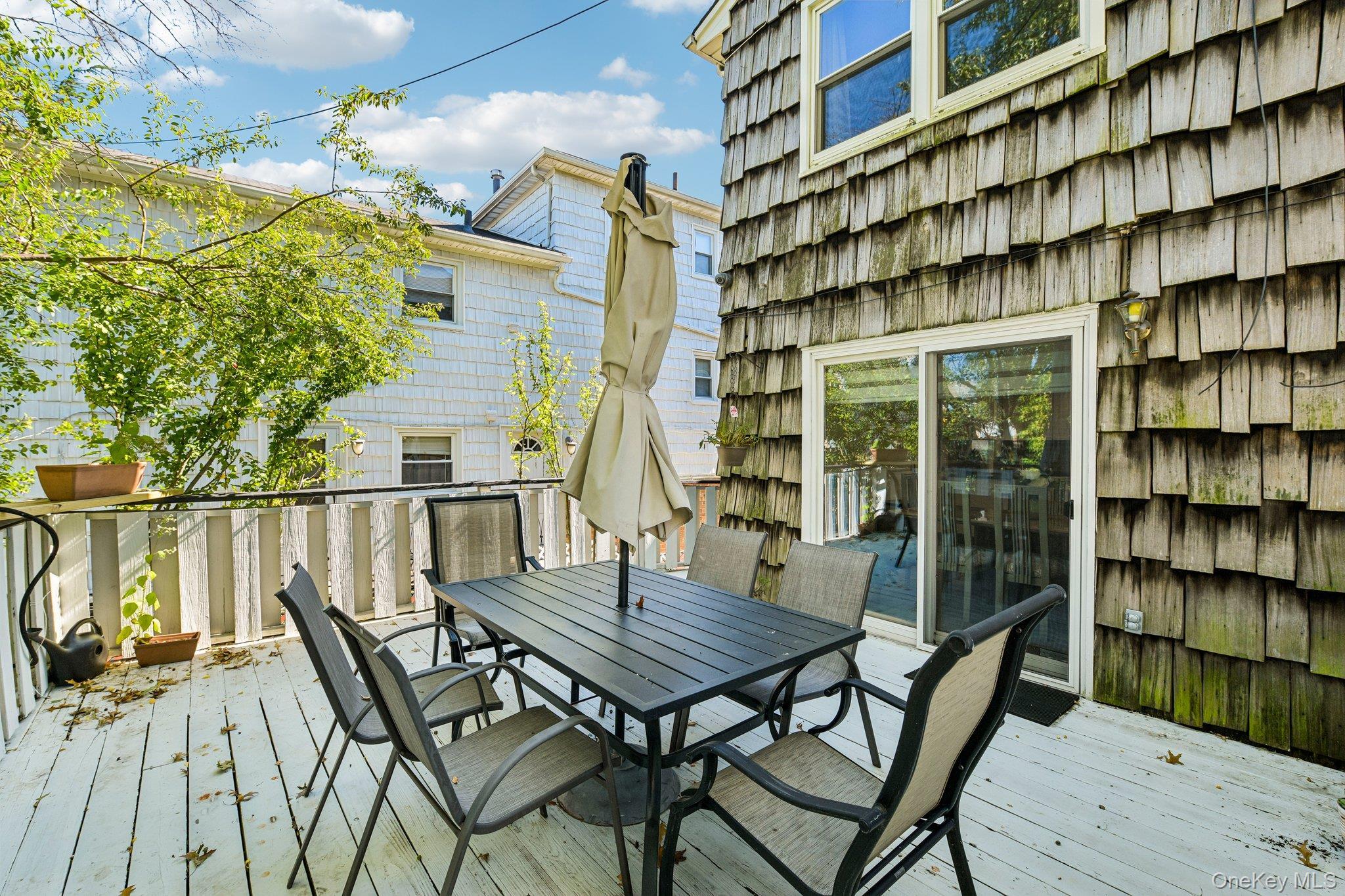 Single Family 15th Drive  Queens, NY 11360, MLS-1057098-35