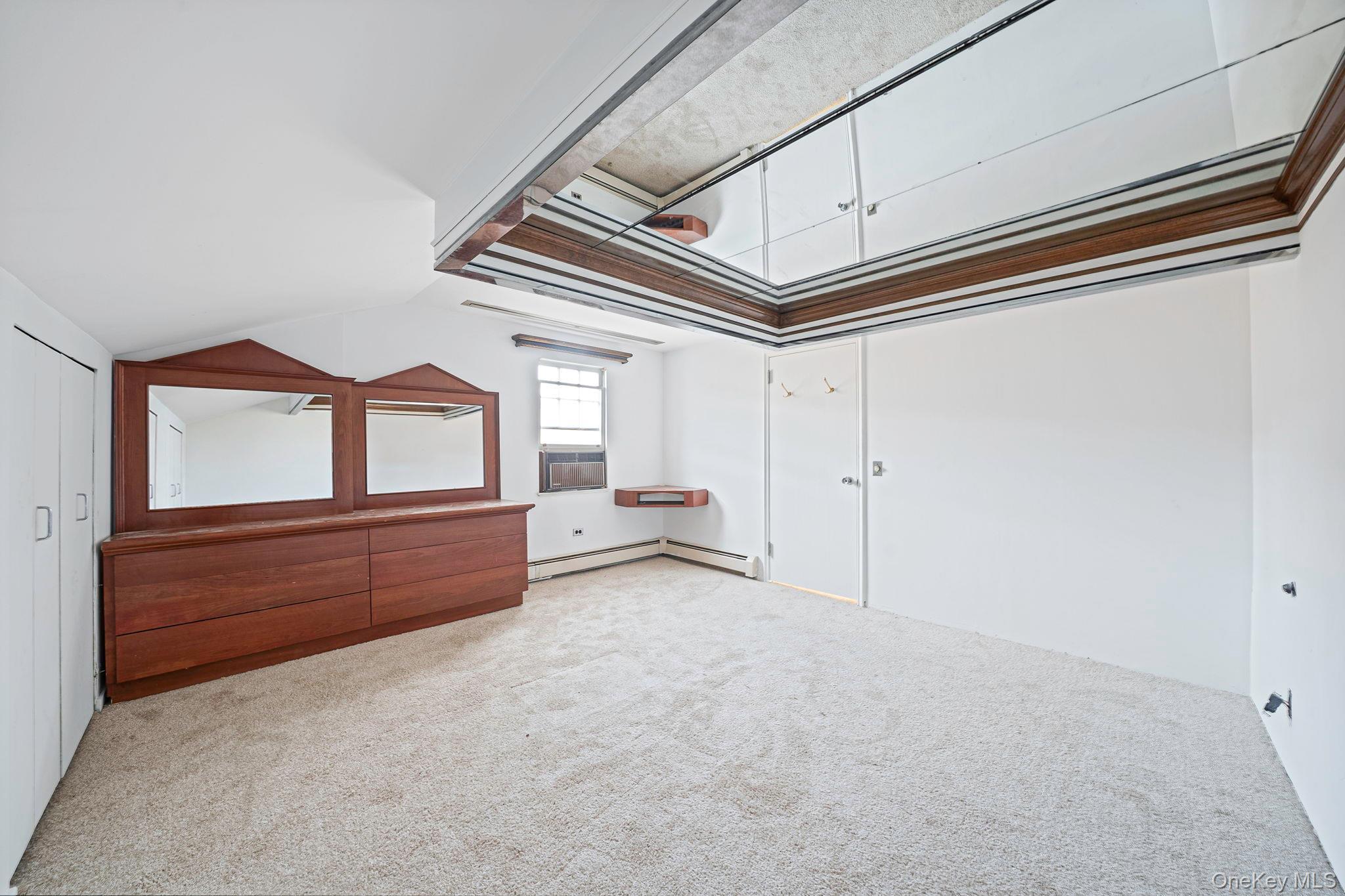 Single Family 76th Street  Queens, NY 11372, MLS-1057107-28