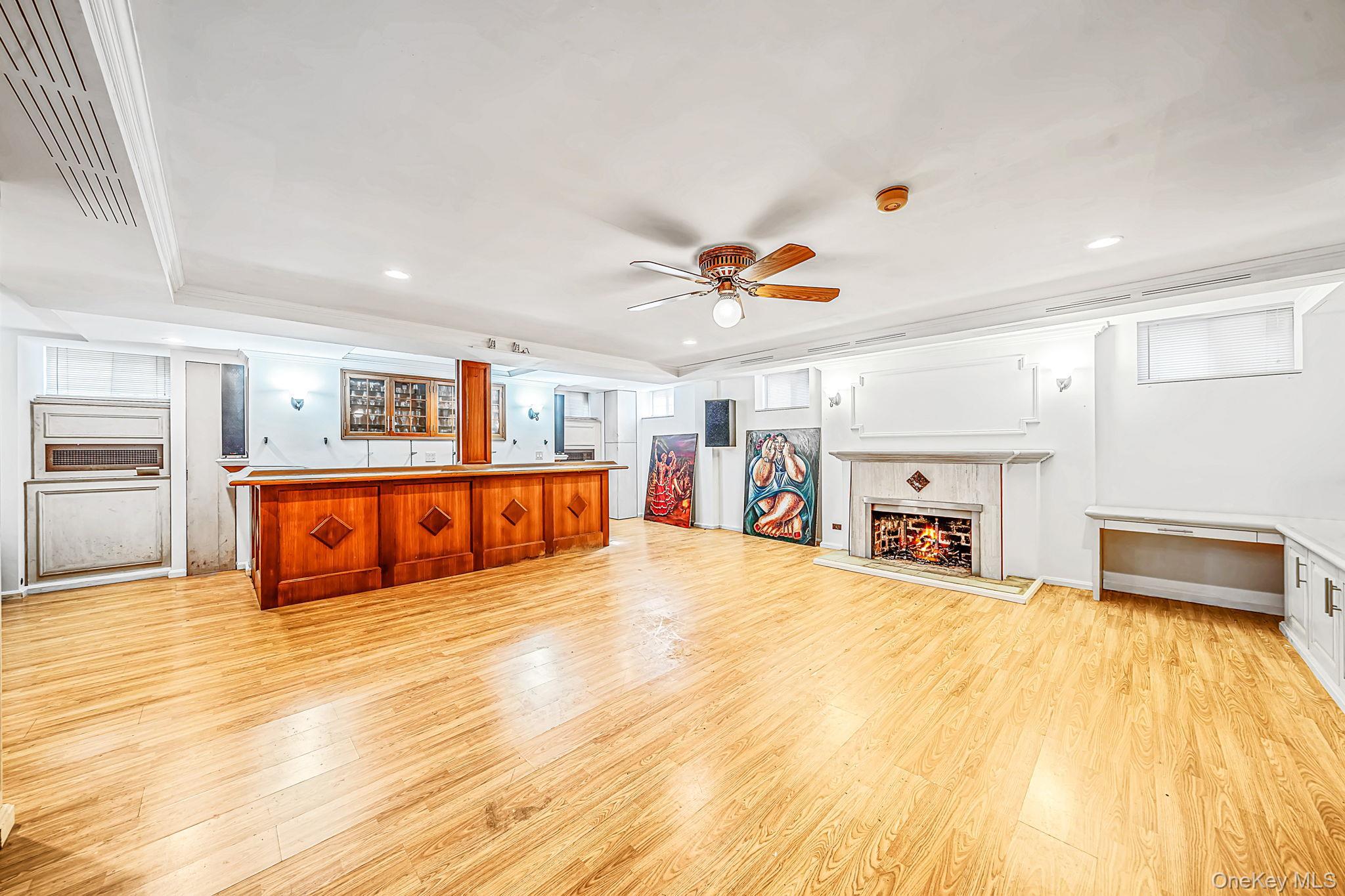 Single Family 76th Street  Queens, NY 11372, MLS-1057107-39