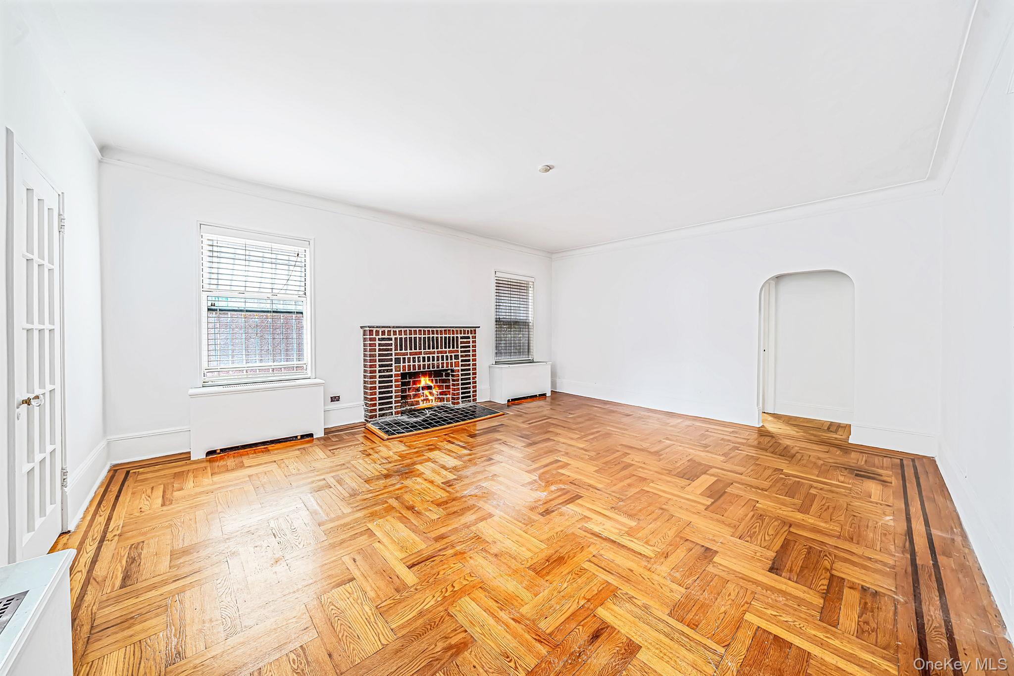 Single Family 76th Street  Queens, NY 11372, MLS-1057107-4