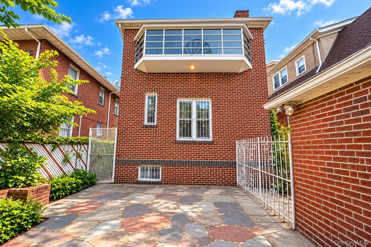 Single Family 76th Street  Queens, NY 11372, MLS-1057107-48