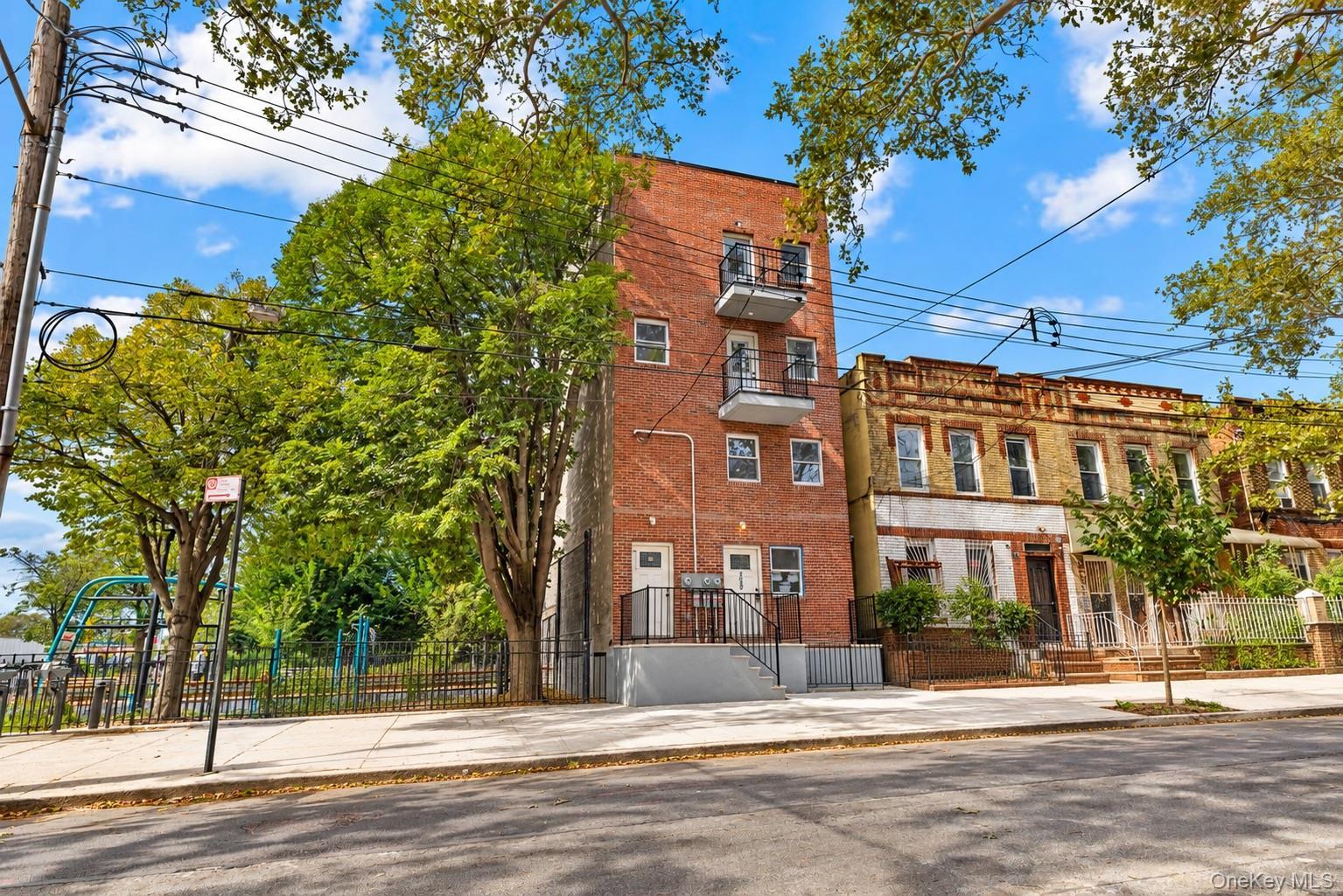 Single Family Osborn Street  Brooklyn, NY 11212, MLS-1057113-2