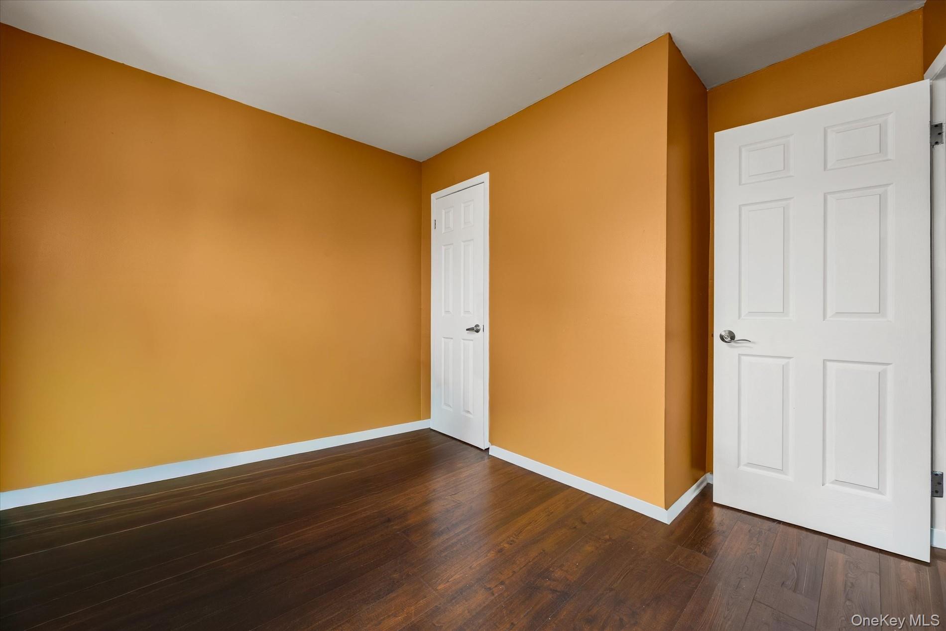Single Family 120th Avenue  Queens, NY 11412, MLS-1057176-17