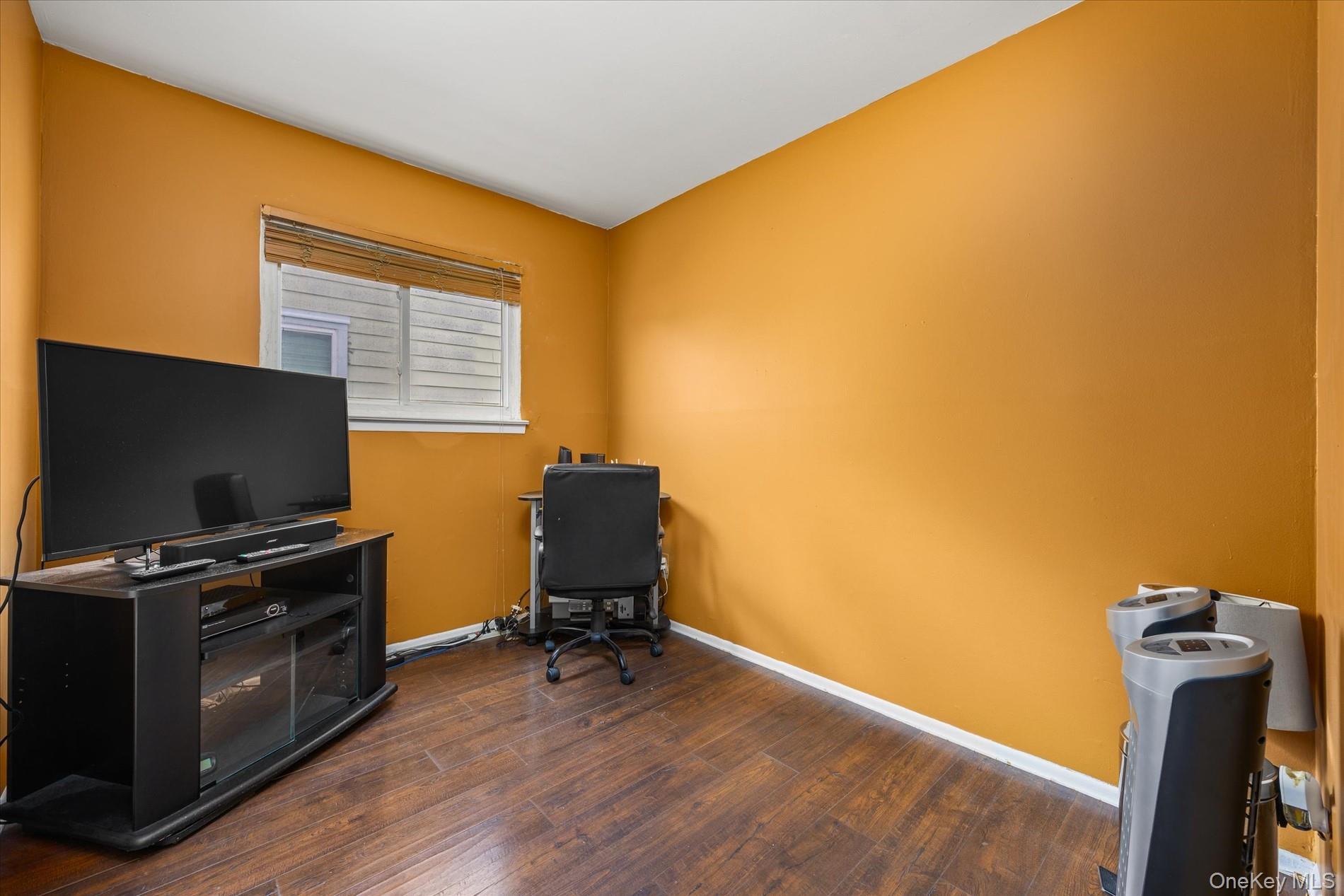 Single Family 120th Avenue  Queens, NY 11412, MLS-1057176-18