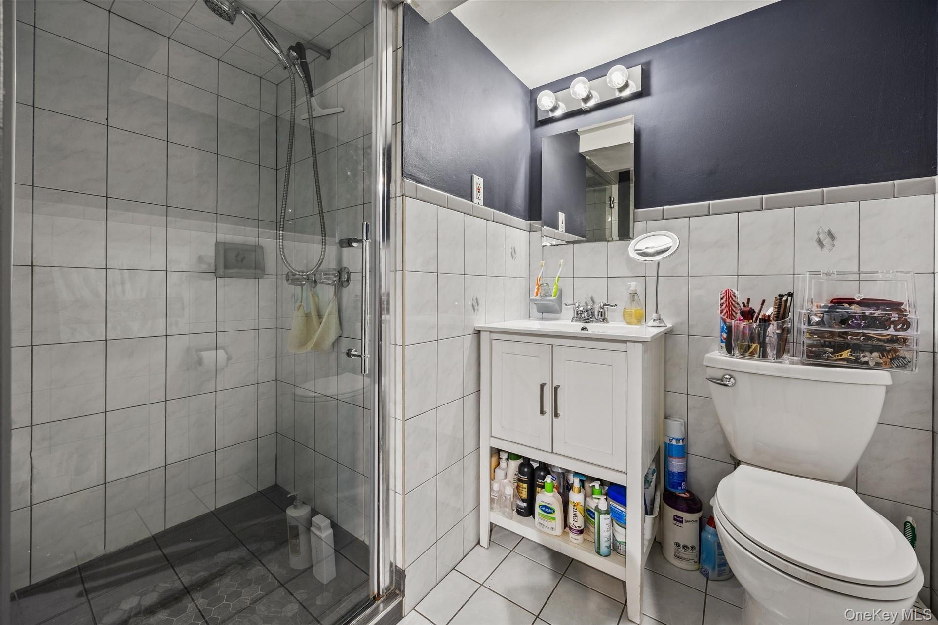 Single Family 120th Avenue  Queens, NY 11412, MLS-1057176-23