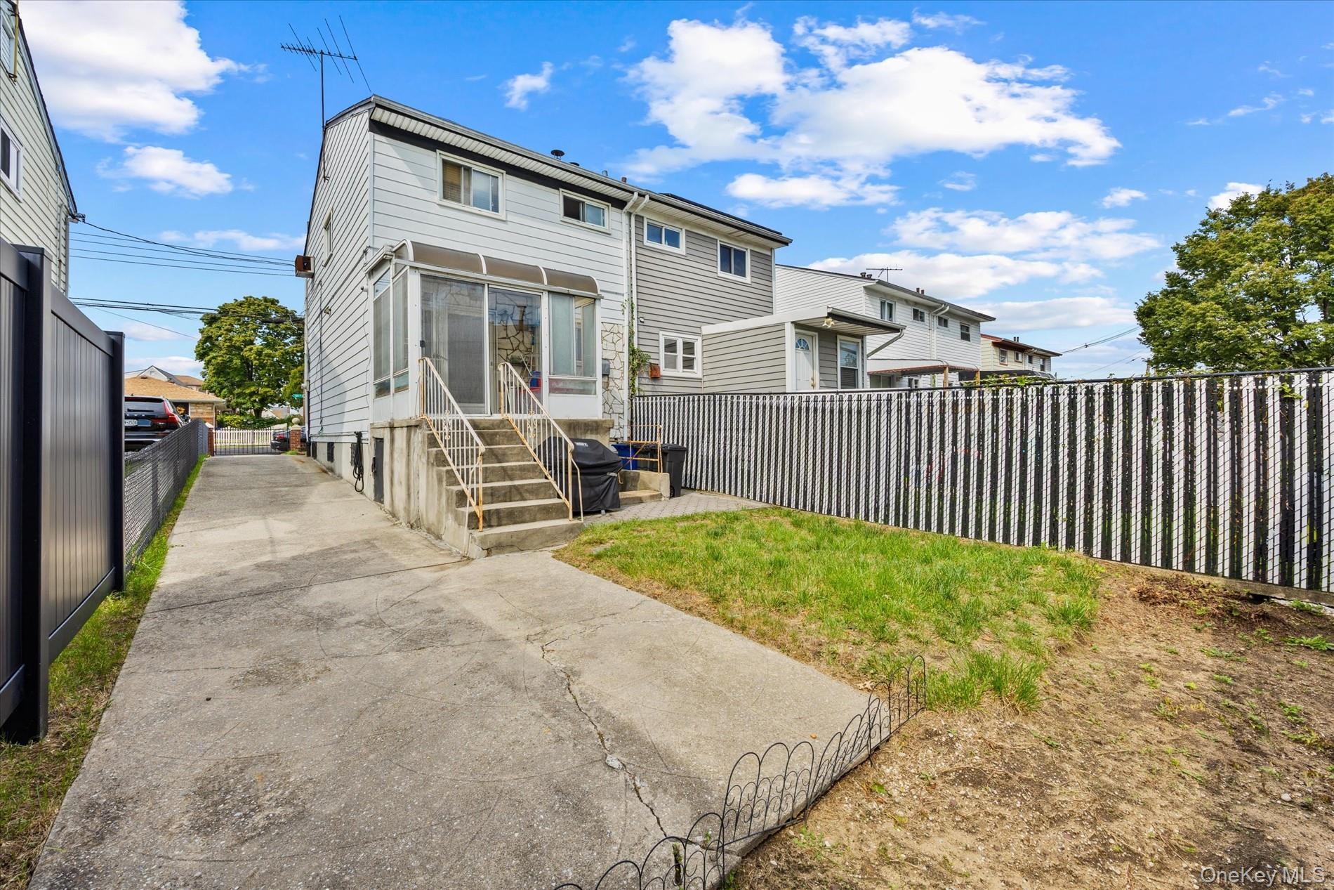 Single Family 120th Avenue  Queens, NY 11412, MLS-1057176-27