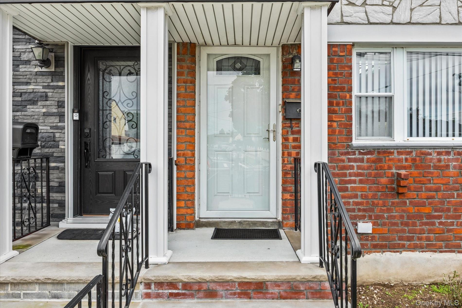 Single Family 120th Avenue  Queens, NY 11412, MLS-1057176-3